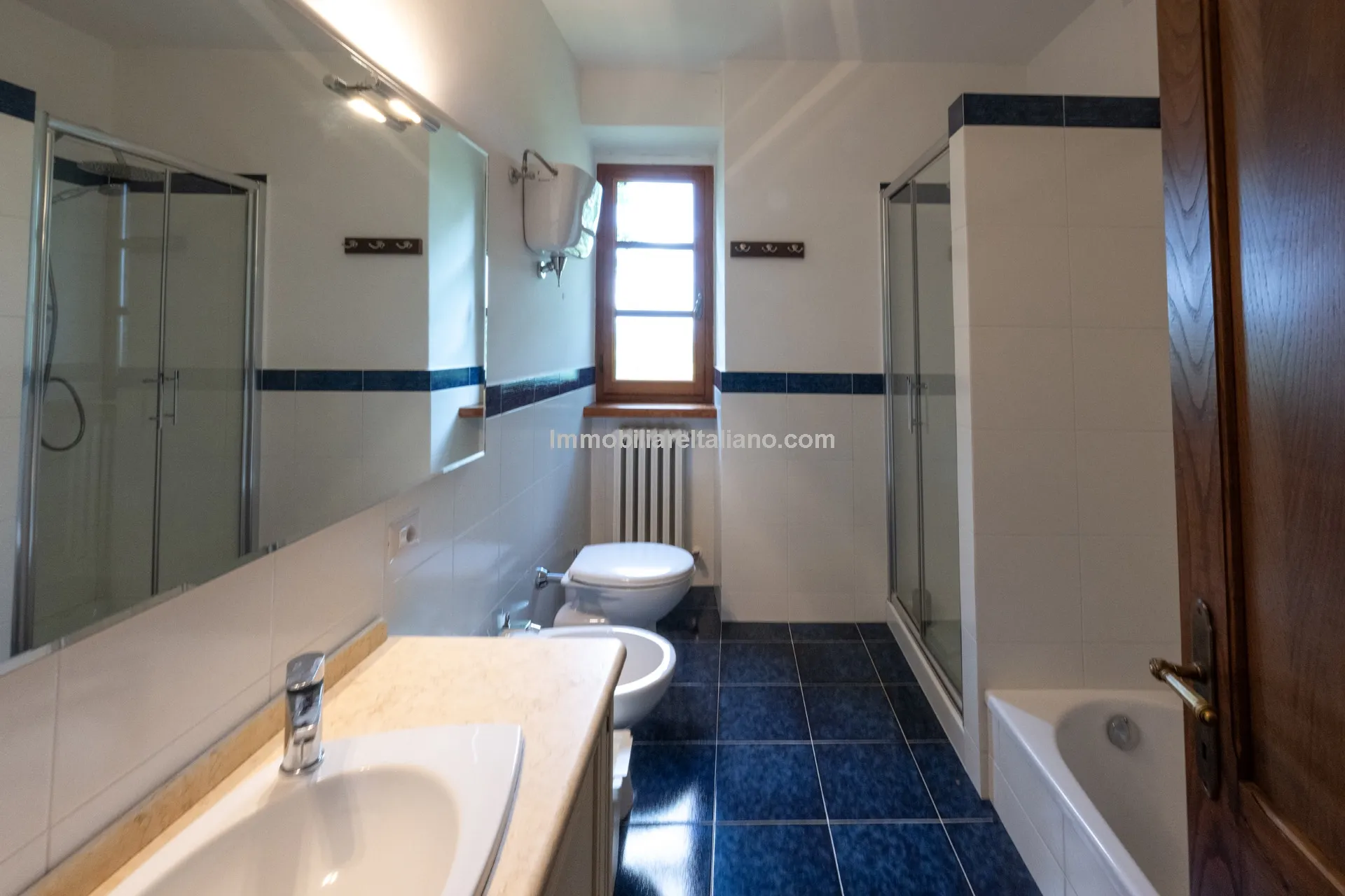 5-Bedroom Farmhouse with Pool and Tennis Court in Umbria's Scenic Hills - View image 59 of 61