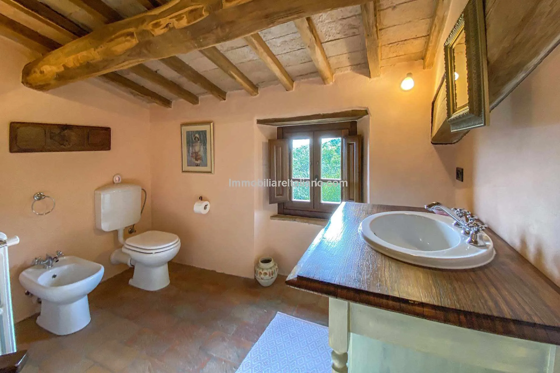Restored Tuscan Farmhouse with Pool and Garden in Caprese Michelangelo - View image 68 of 89