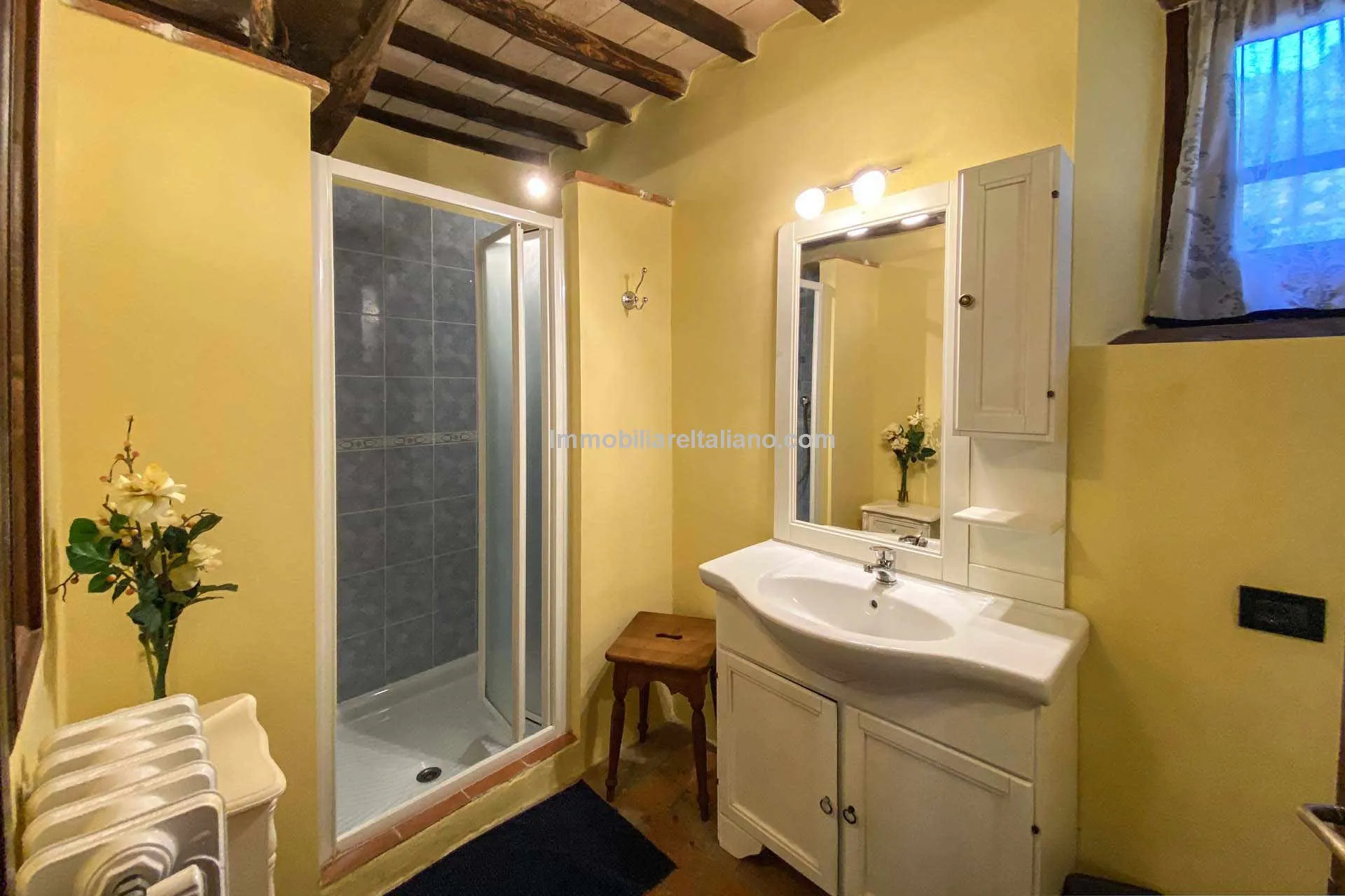 Restored Tuscan Farmhouse with Pool and Garden in Caprese Michelangelo - View image 76 of 89