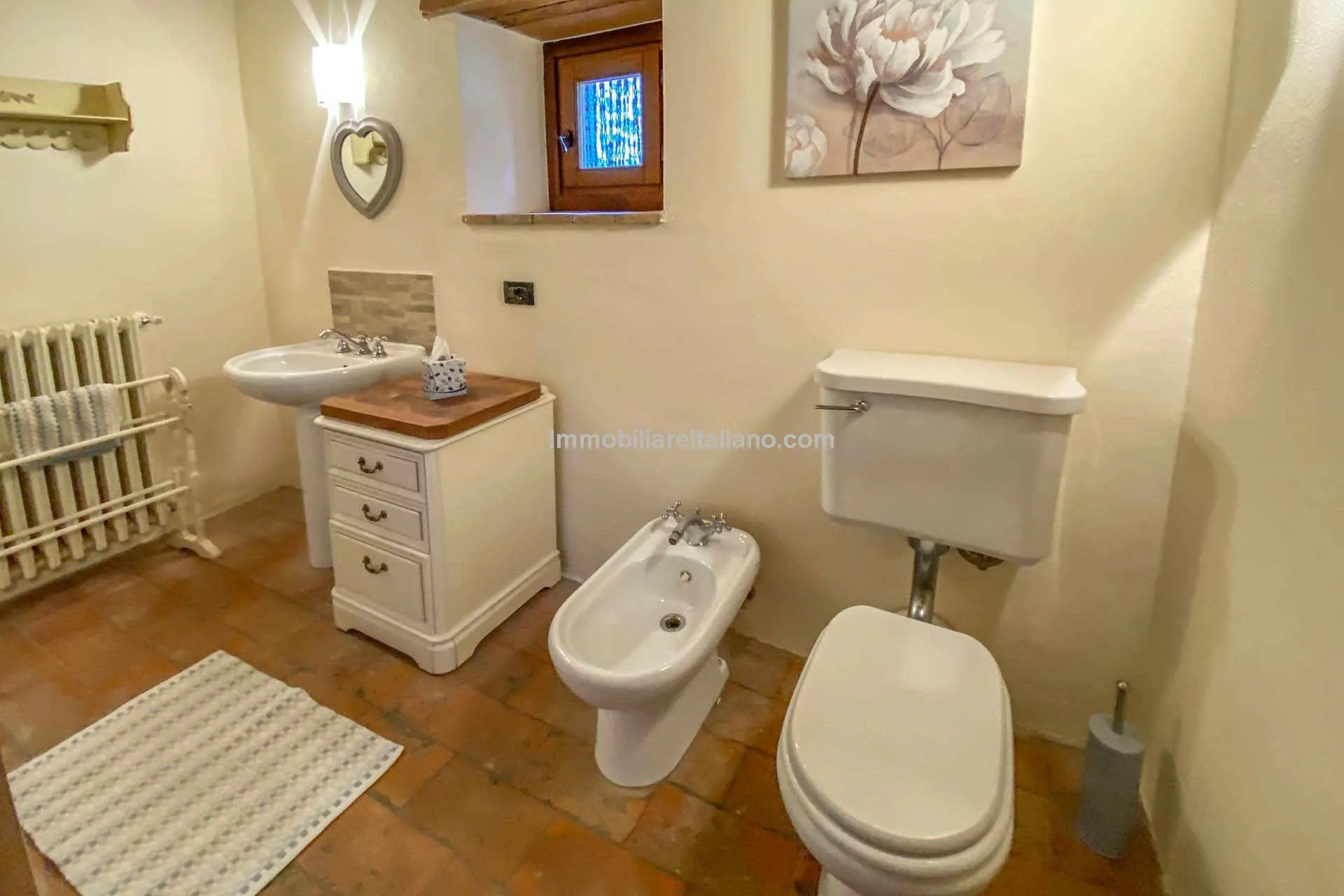 Restored Tuscan Farmhouse with Pool and Garden in Caprese Michelangelo - View image 86 of 89