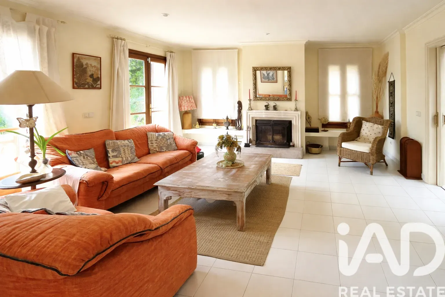 Spacious 1990s Villa with Pool and Gardens in Capdepera, Balearic Islands - Image 5