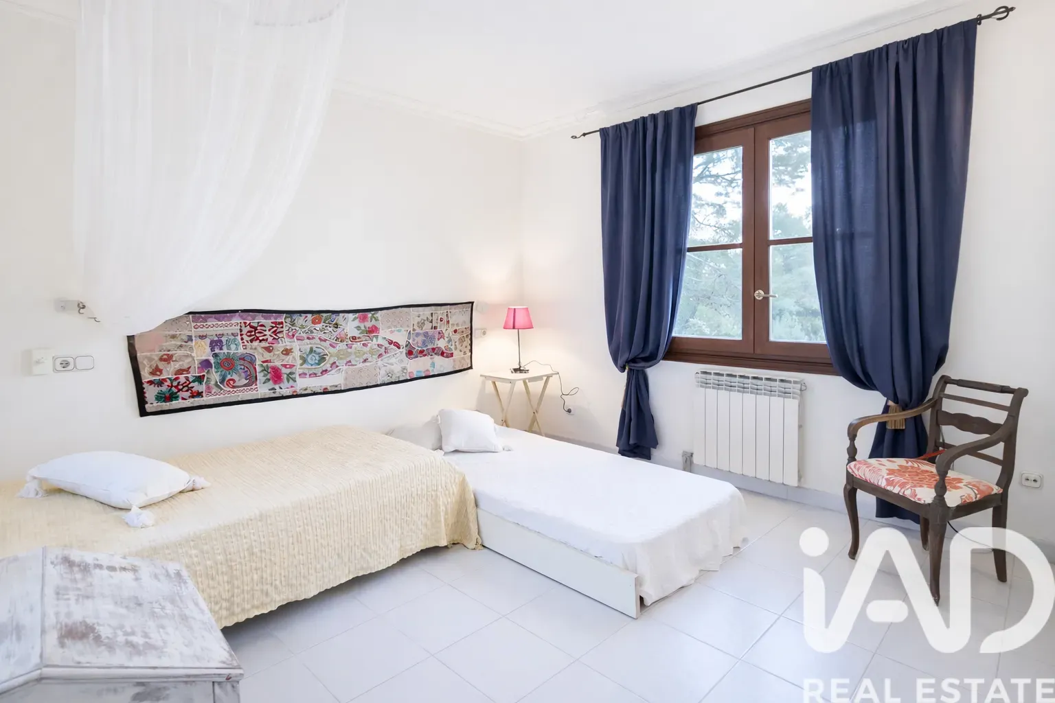 Spacious 1990s Villa with Pool and Gardens in Capdepera, Balearic Islands - View image 14 of 31