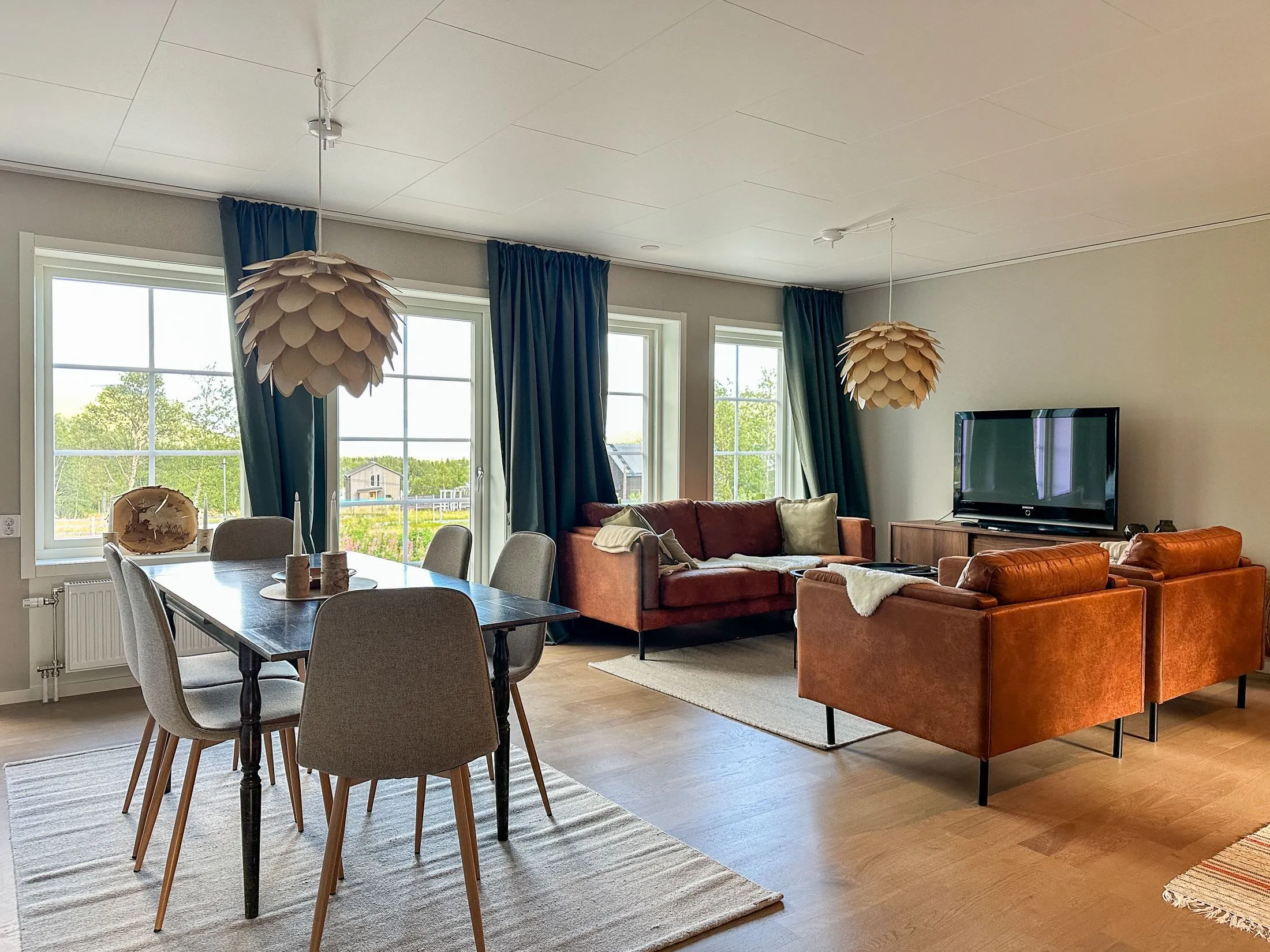 Contemporary 3-Bedroom Ski-In/Ski-Out House in Vilhelmina, Sweden - View image 6 of 22