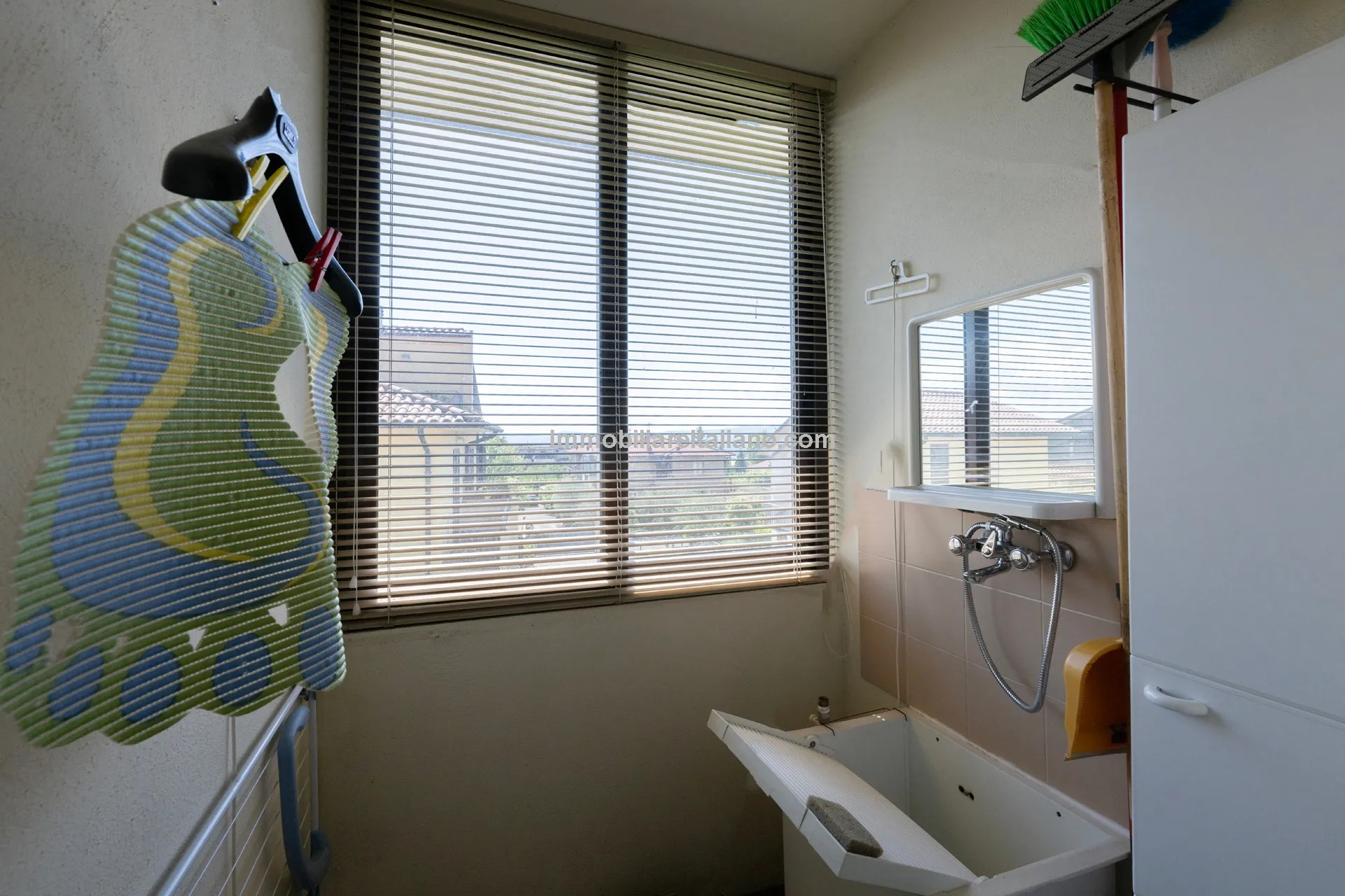 Tuscan Townhouse with Private Garden near Historic Anghiari Centre - View image 39 of 52