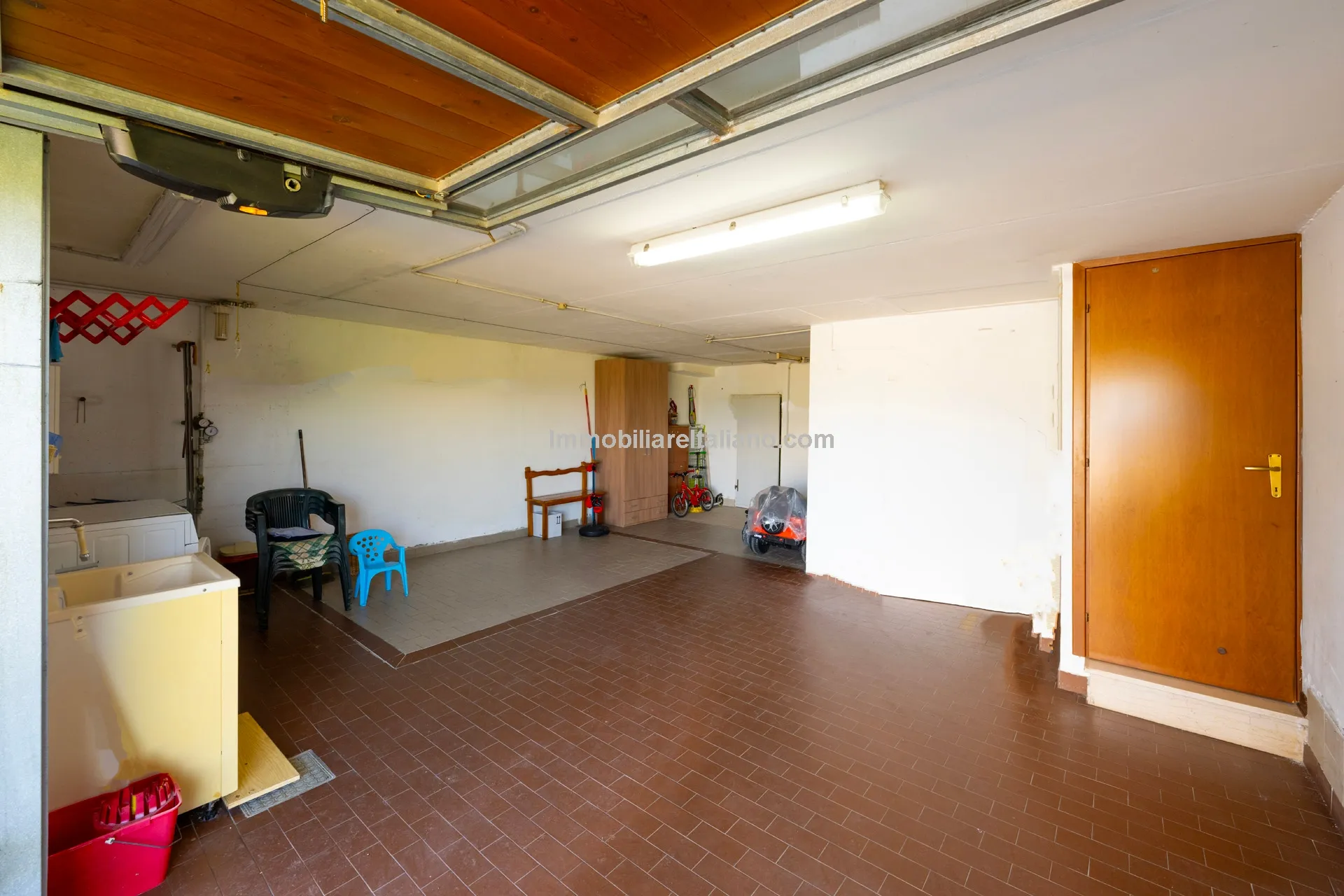 Tuscan Townhouse with Private Garden near Historic Anghiari Centre - View image 45 of 52