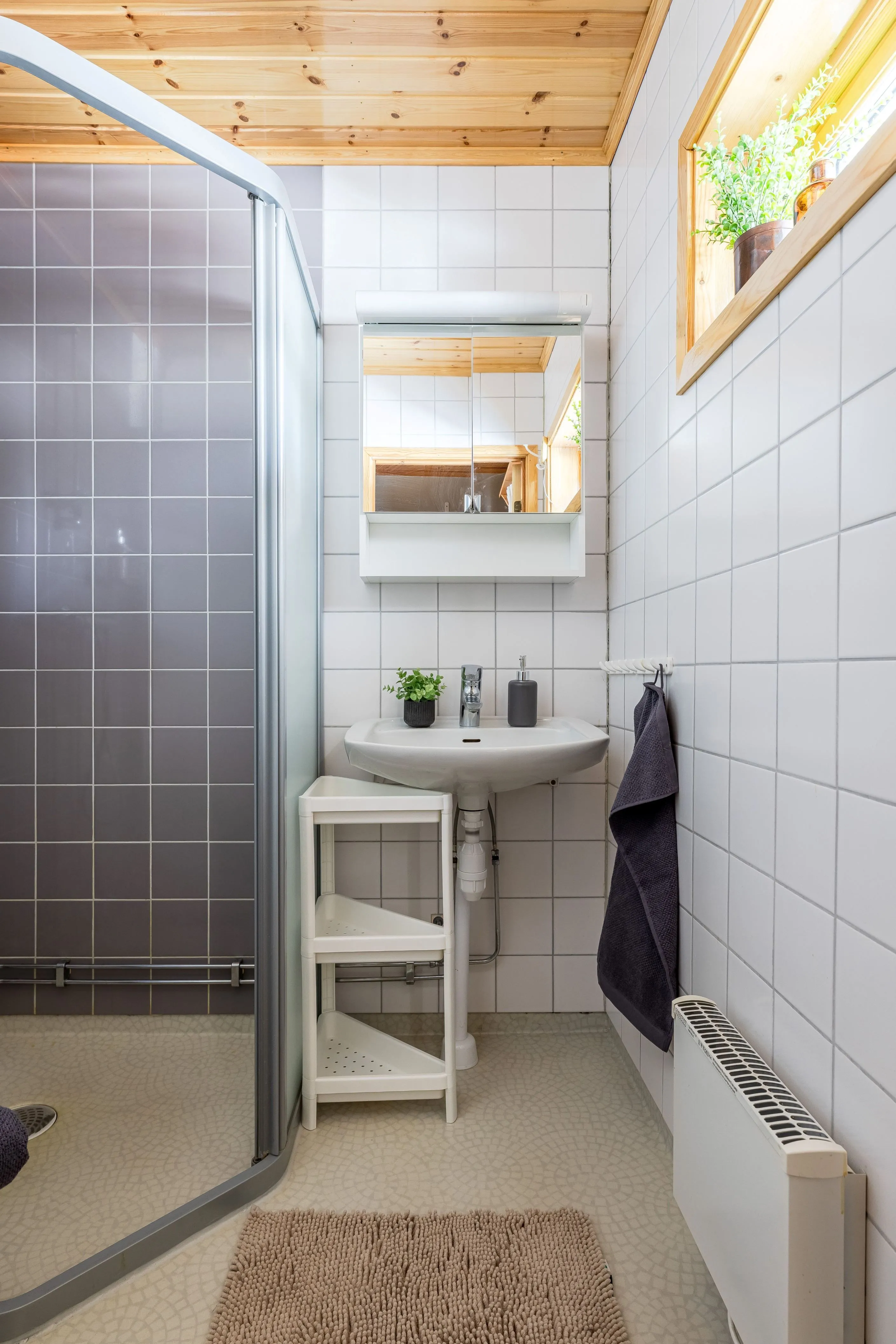 1970s Swedish Country House with Expansive Garden in Funäsdalen - Image 3