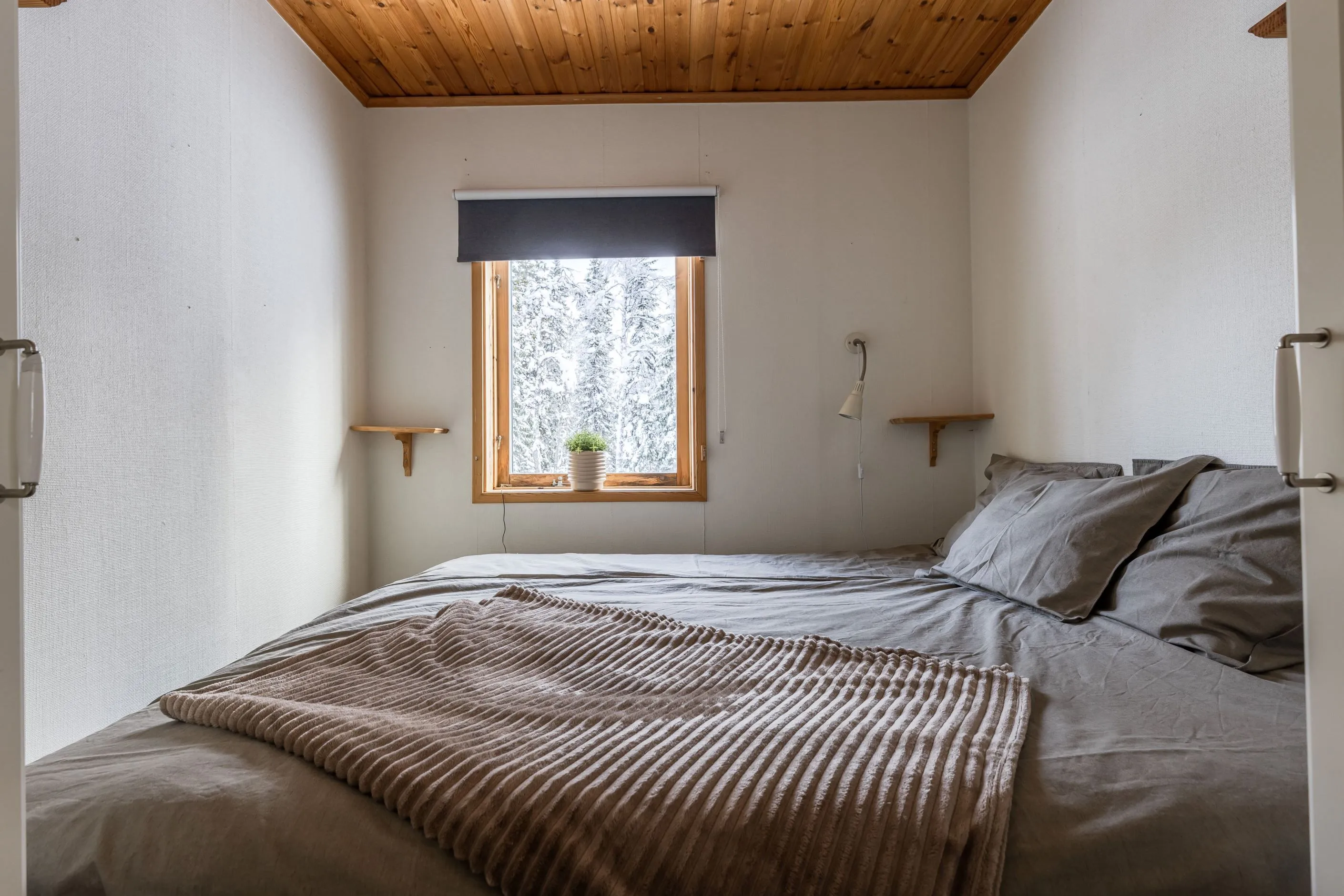 1970s Swedish Country House with Expansive Garden in Funäsdalen - View image 13 of 24