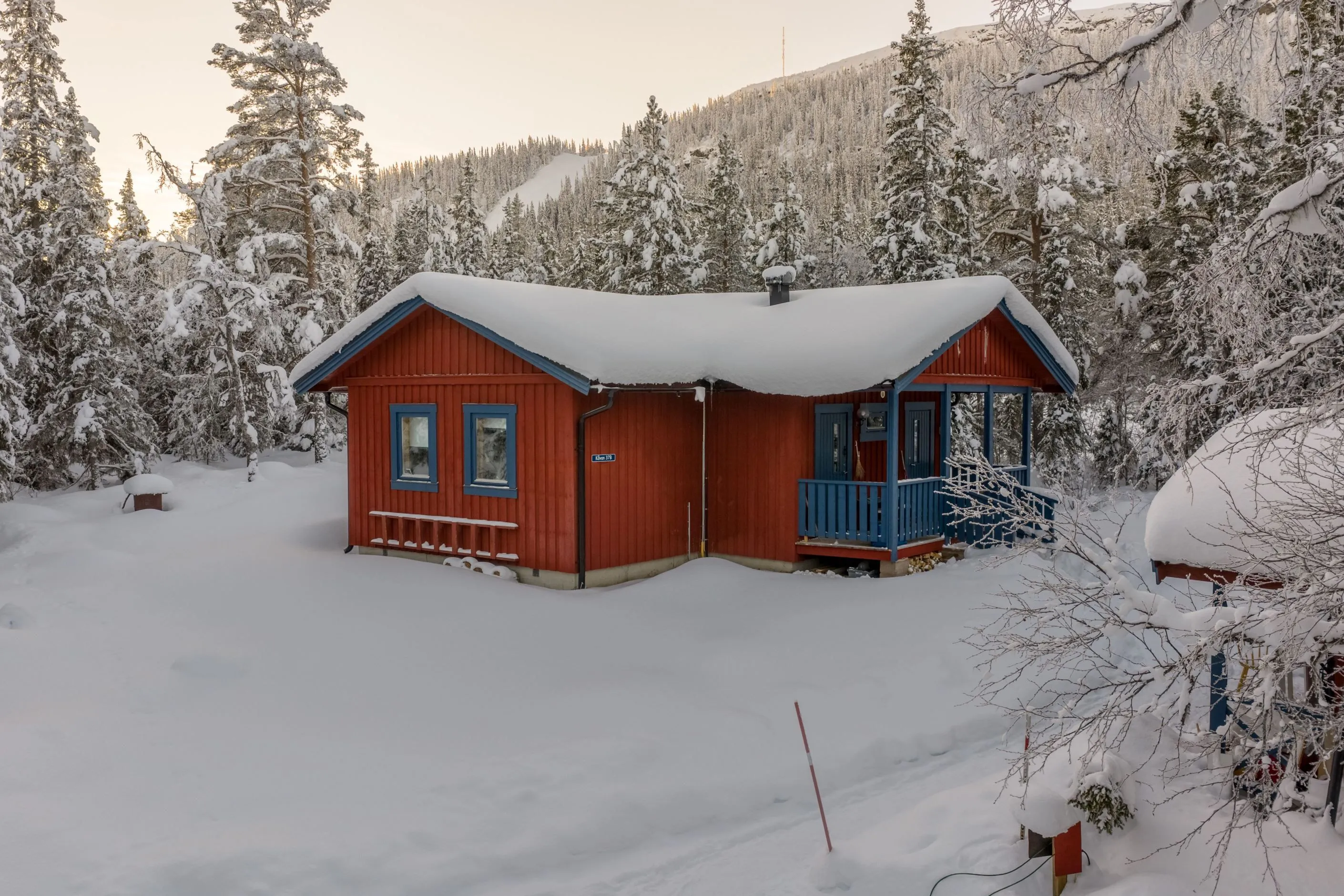 1970s Swedish Country House with Expansive Garden in Funäsdalen - View image 18 of 24