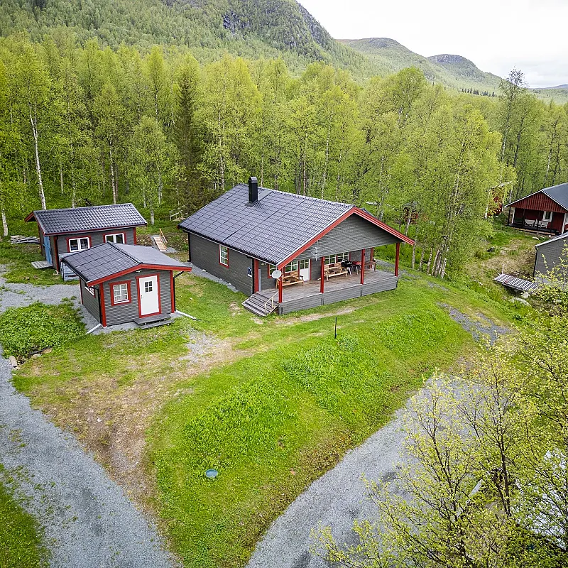 2008 Country House with Expansive Gardens in Tärnaby Sweden