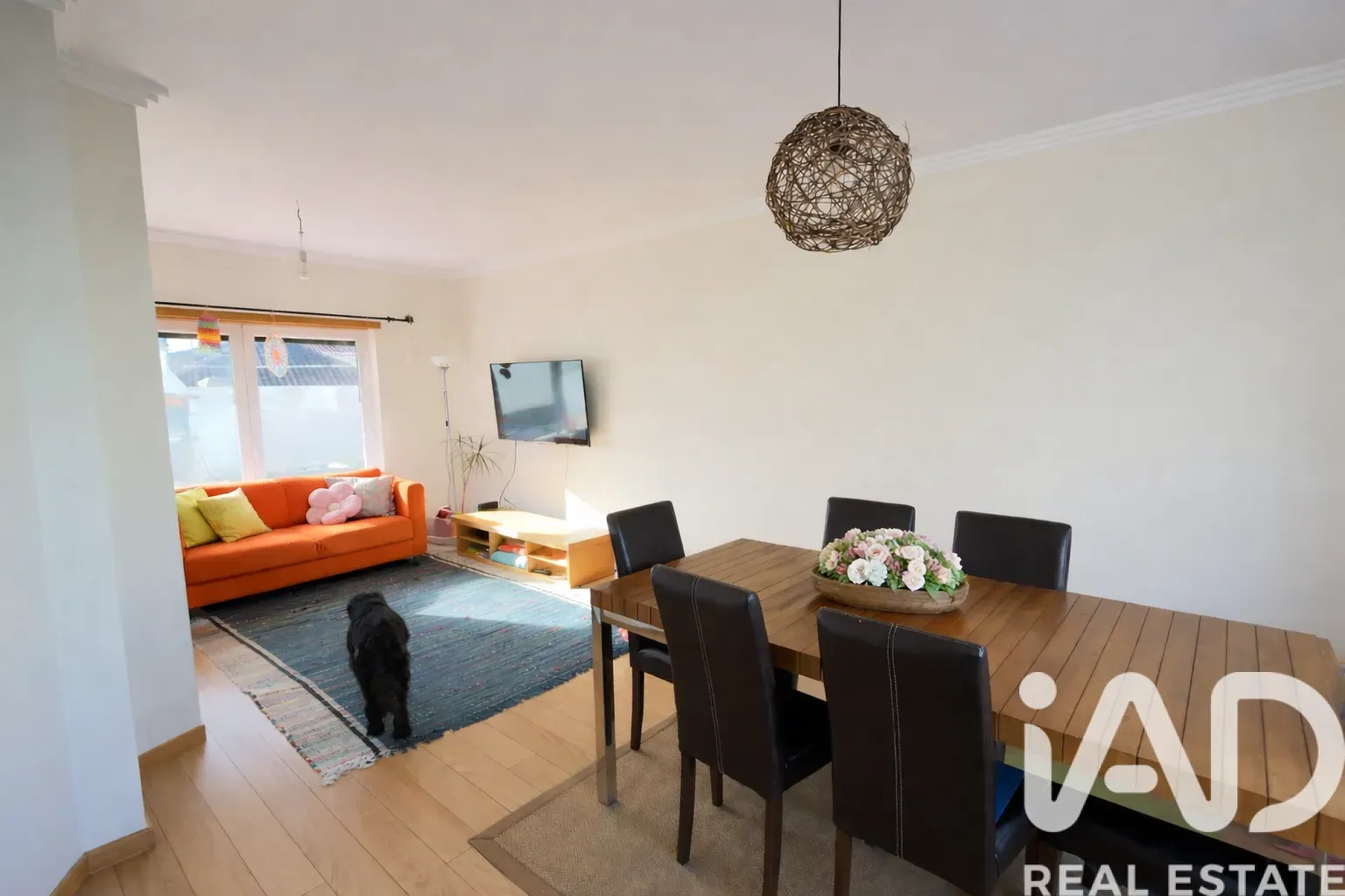 Contemporary 4-Bedroom House with Garden and Parking in Santo Isidoro, Portugal - View image 7 of 29