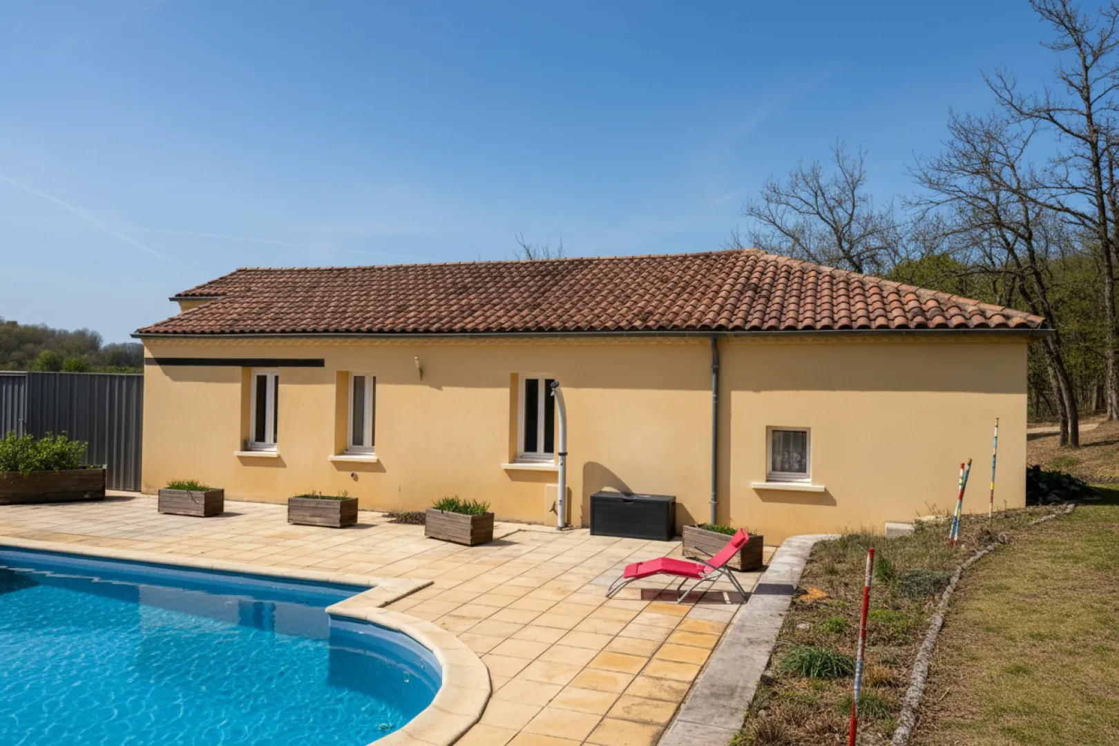 Historic 9-Bedroom Estate with Guesthouses in Dordogne's Périgord Noir - Image 4