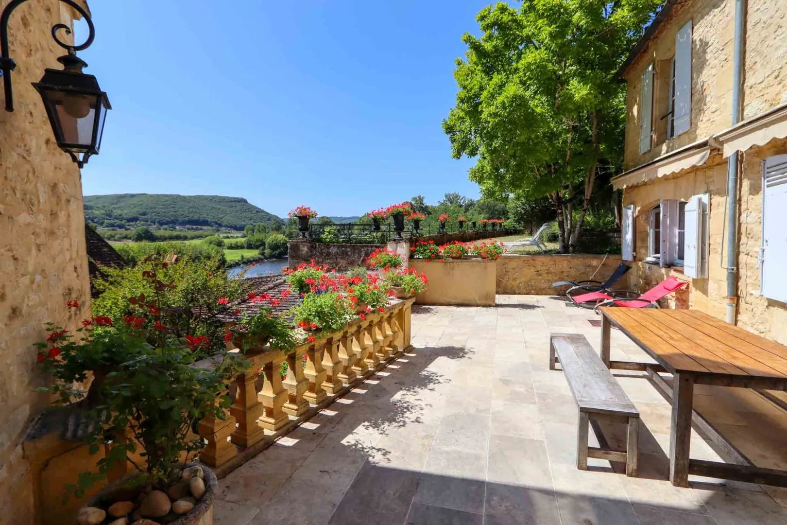 Historic 7-Bedroom House Overlooking Dordogne River in Beynac-et-Cazenac - Image 3