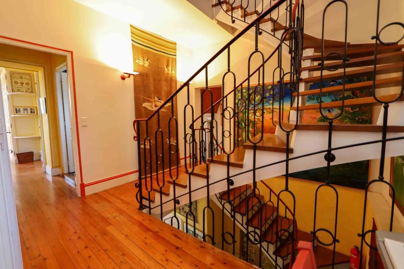 Historic 7-Bedroom House Overlooking Dordogne River in Beynac-et-Cazenac - View image 24 of 40