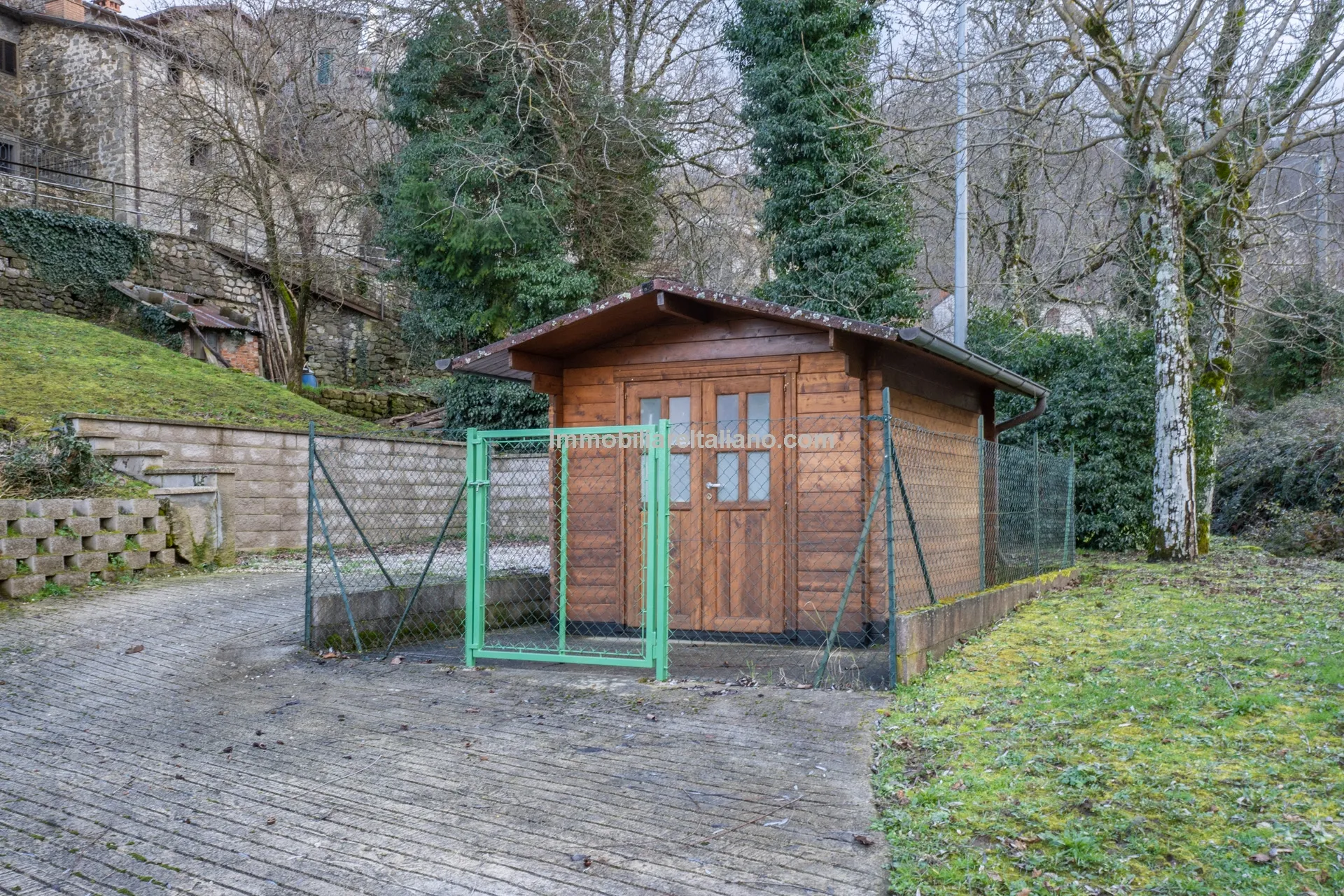 3-Bedroom Villa with Private Garden in Tuscany's Scenic Countryside - View image 13 of 37