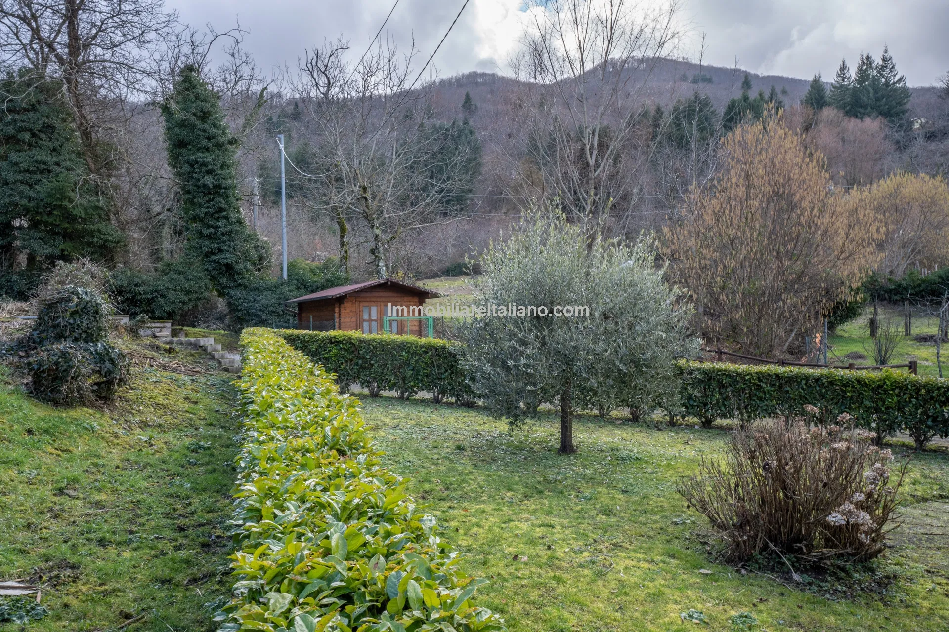 3-Bedroom Villa with Private Garden in Tuscany's Scenic Countryside - View image 15 of 37