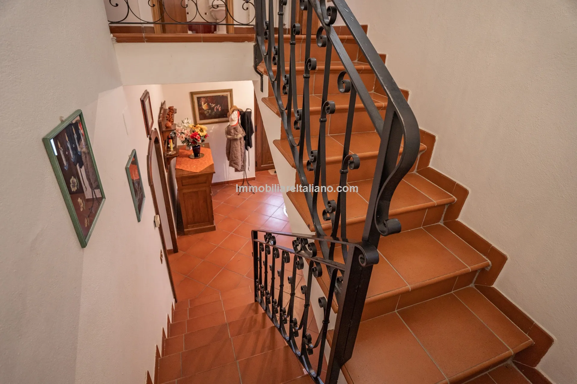 3-Bedroom Villa with Private Garden in Tuscany's Scenic Countryside - View image 31 of 37