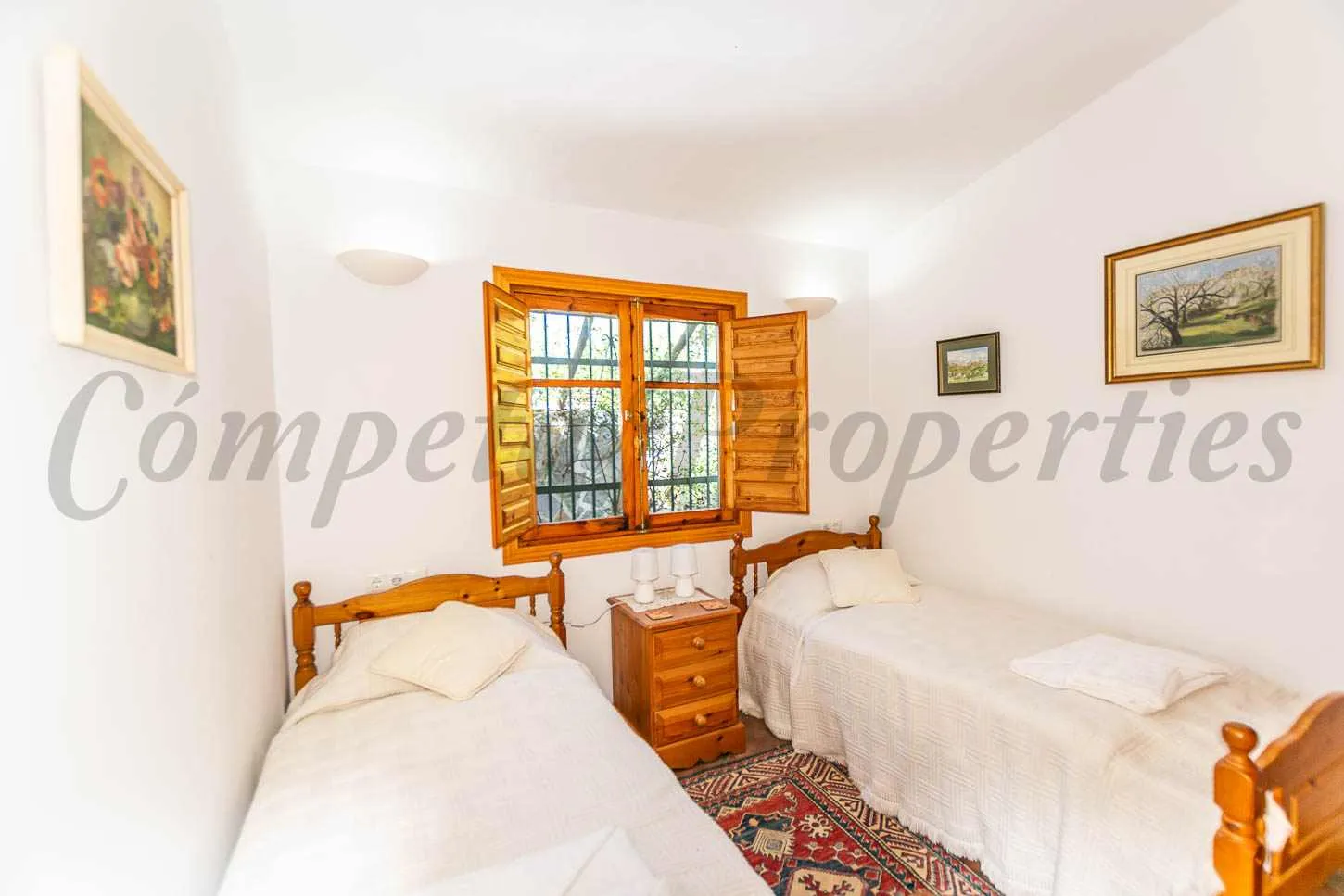 3-Bedroom Country House with Pool and Garden in Cómpeta, Andalucia - View image 16 of 18