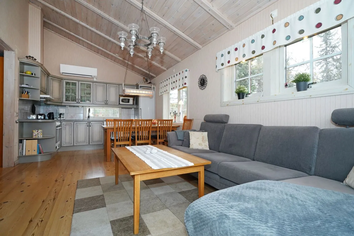 Swedish Country House with Expansive Garden in Sälen Near Tandådalen - View image 6 of 19