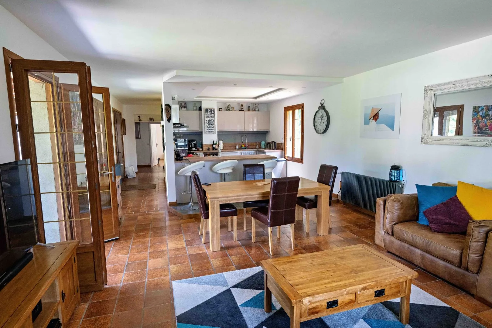 Spacious 3-Bedroom House with Expansive Garden in Montignac, France - View image 18 of 30