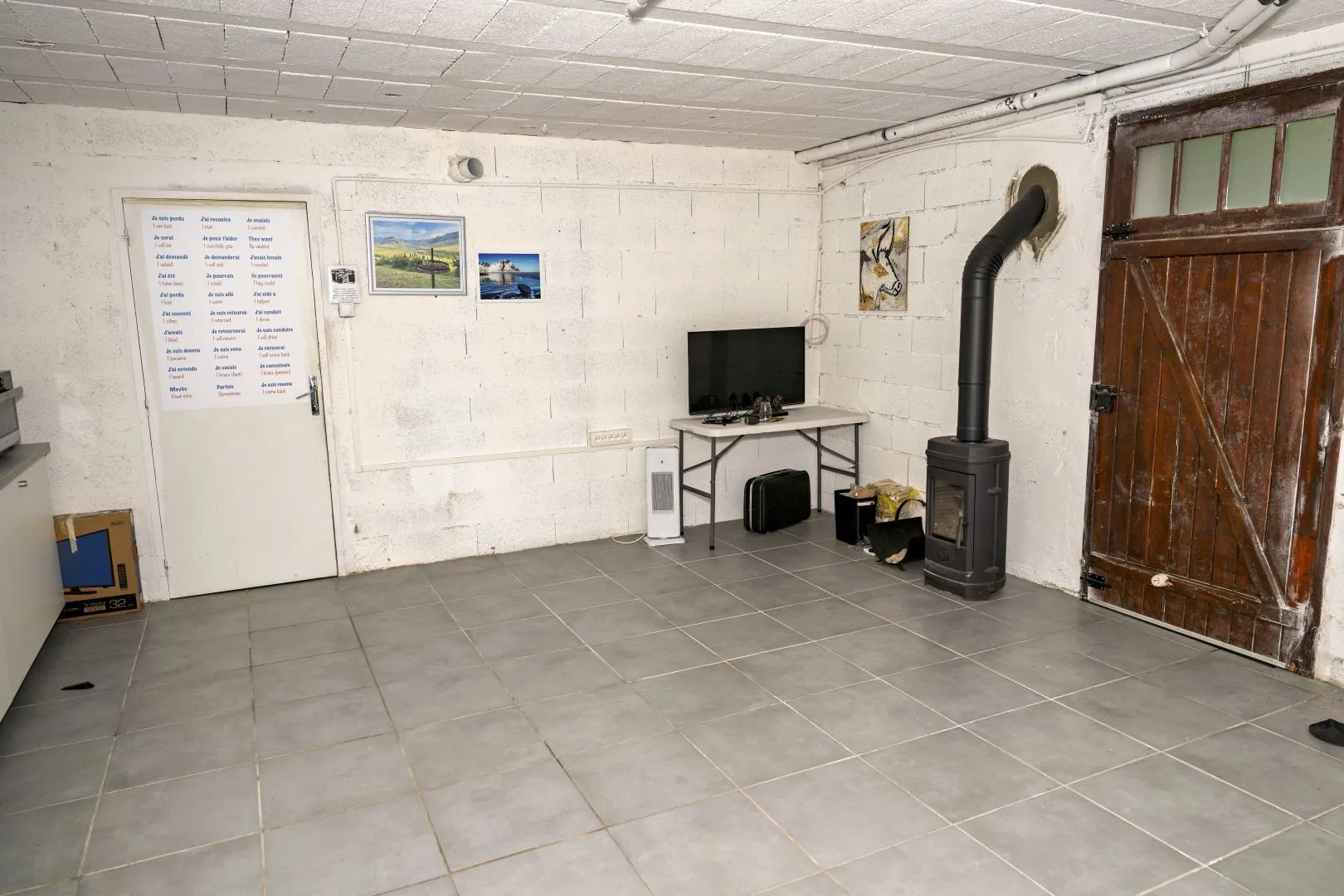 Spacious 3-Bedroom House with Expansive Garden in Montignac, France - View image 26 of 30