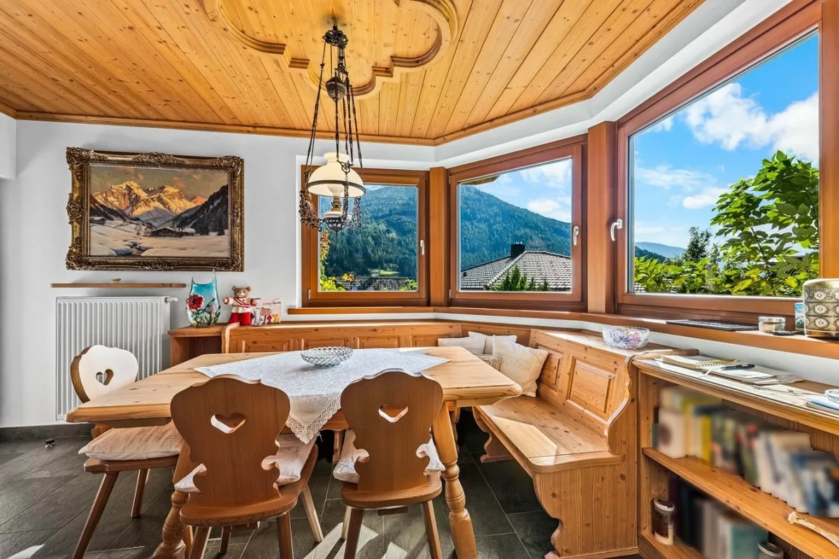 Alpine Retreat with Balcony and Terrace in Bad Kleinkirchheim - View image 6 of 25