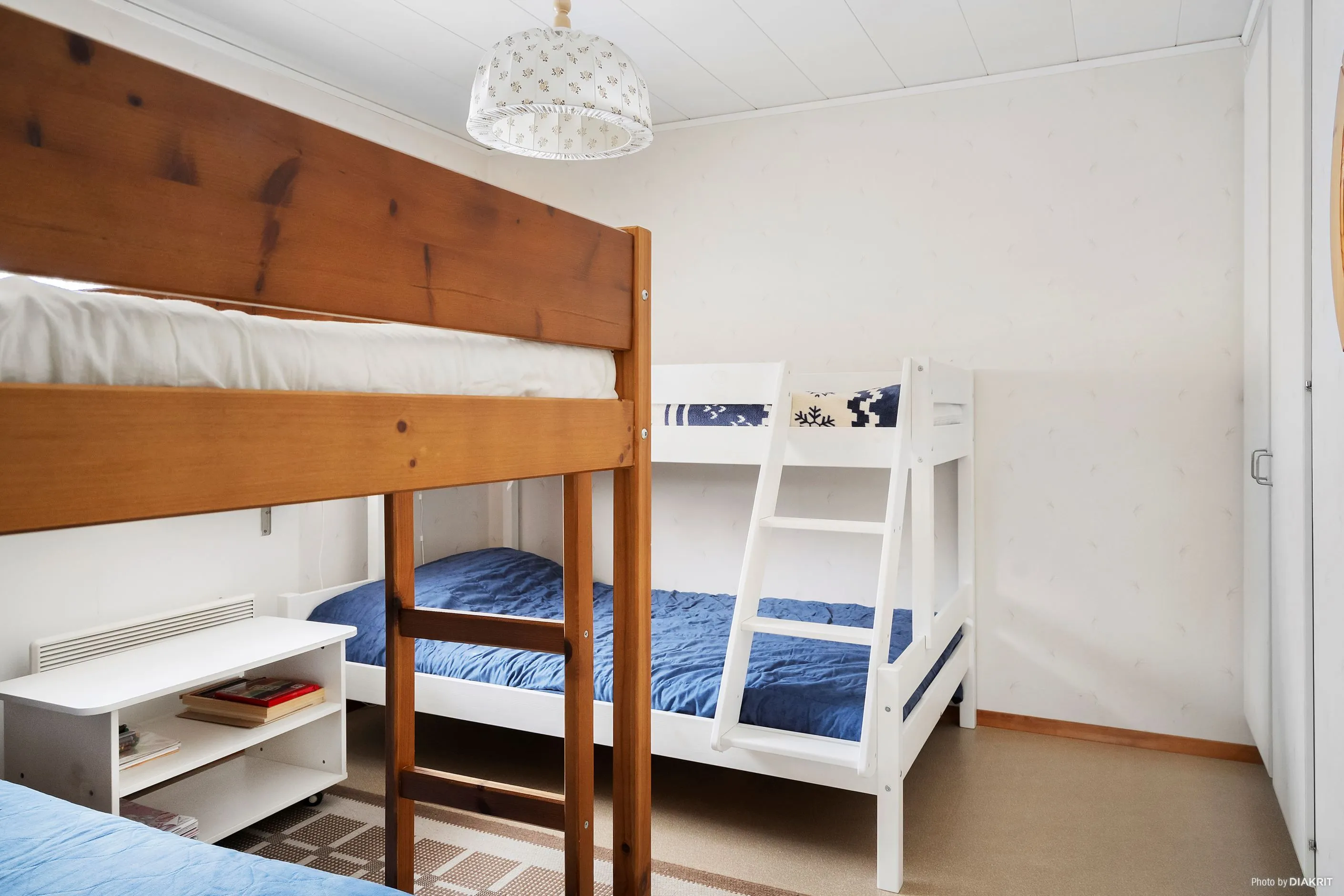 Spacious 5-Bedroom House in Scenic Klimpfjäll with Ample Grounds - View image 11 of 26