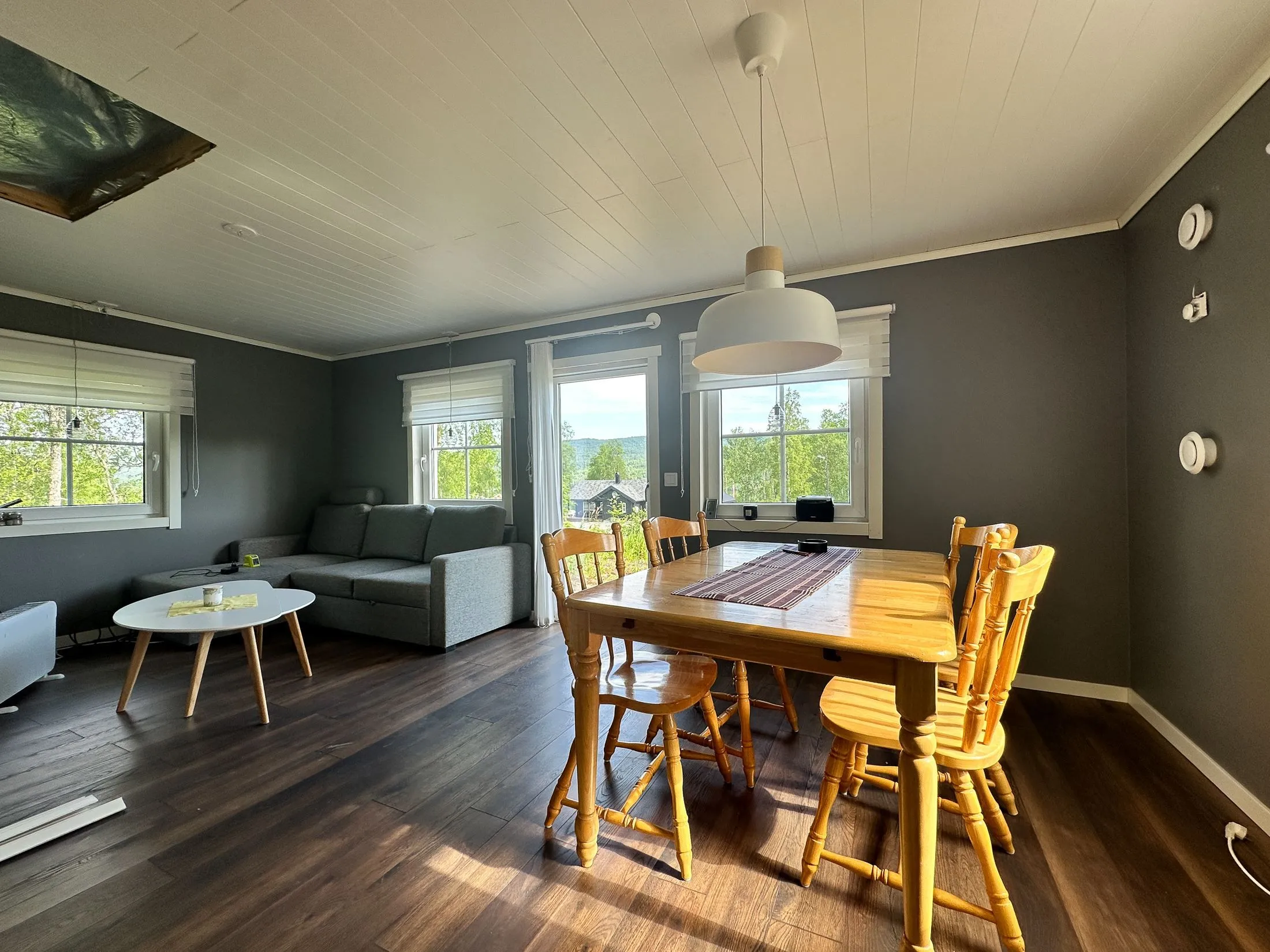 Modern 2-Bedroom Country House in Scenic Tärnaby, Sweden - View image 6 of 17