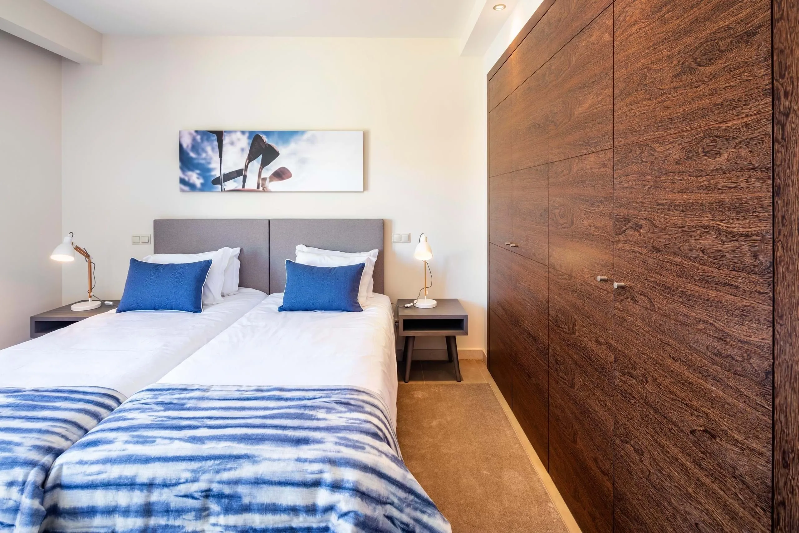 Contemporary 2-Bedroom Townhouse with Private Pool in Vale de Milho, Carvoeiro - View image 12 of 37