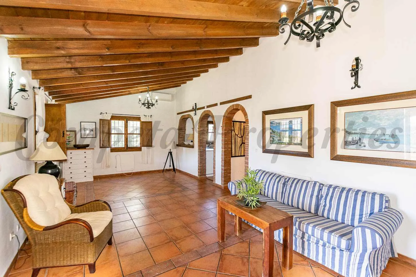 Andalusian Country House with Pool and Expansive Grounds in Cómpeta - View image 8 of 17