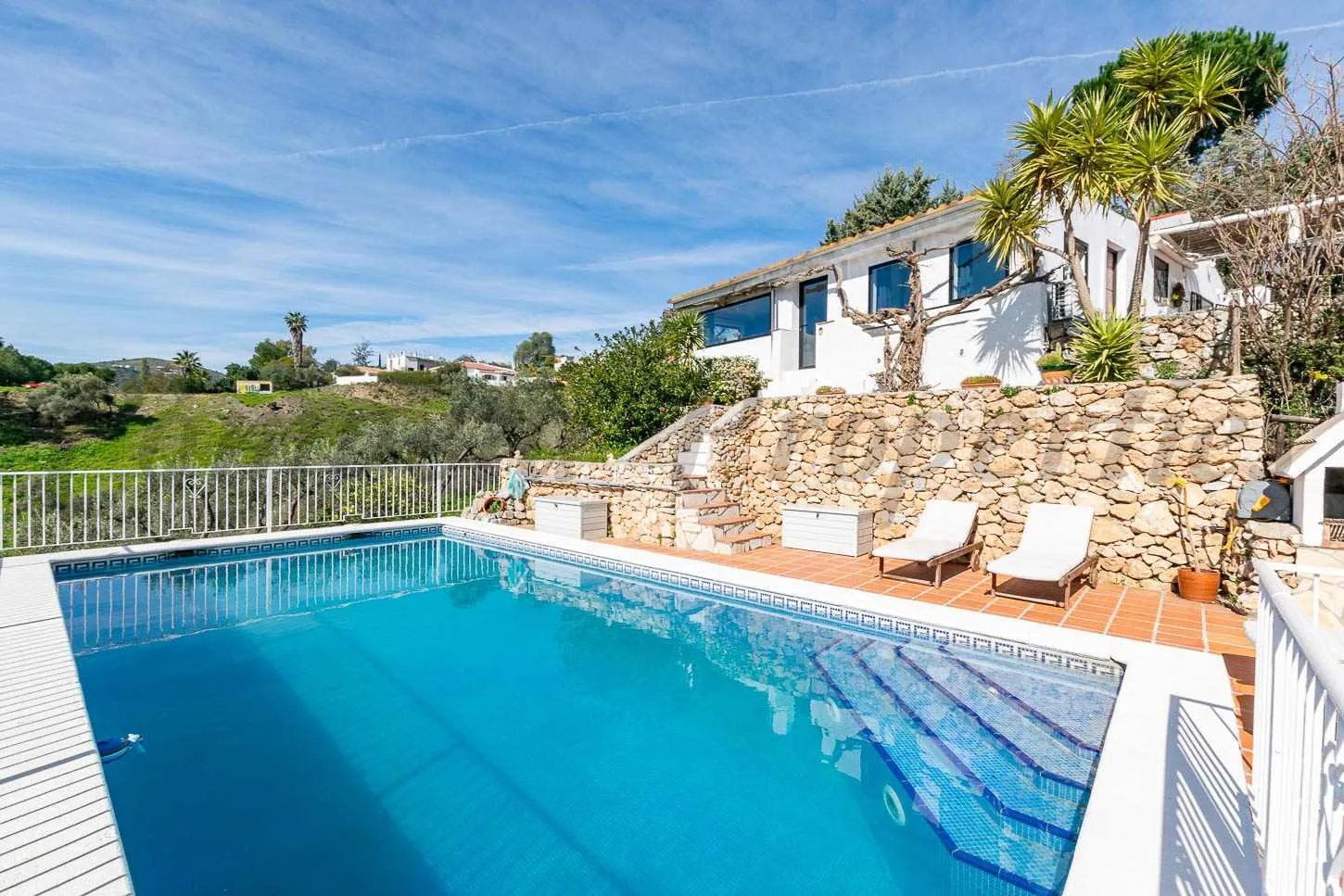 Andalusian Country House with Pool and Gardens in Cómpeta - Image 5