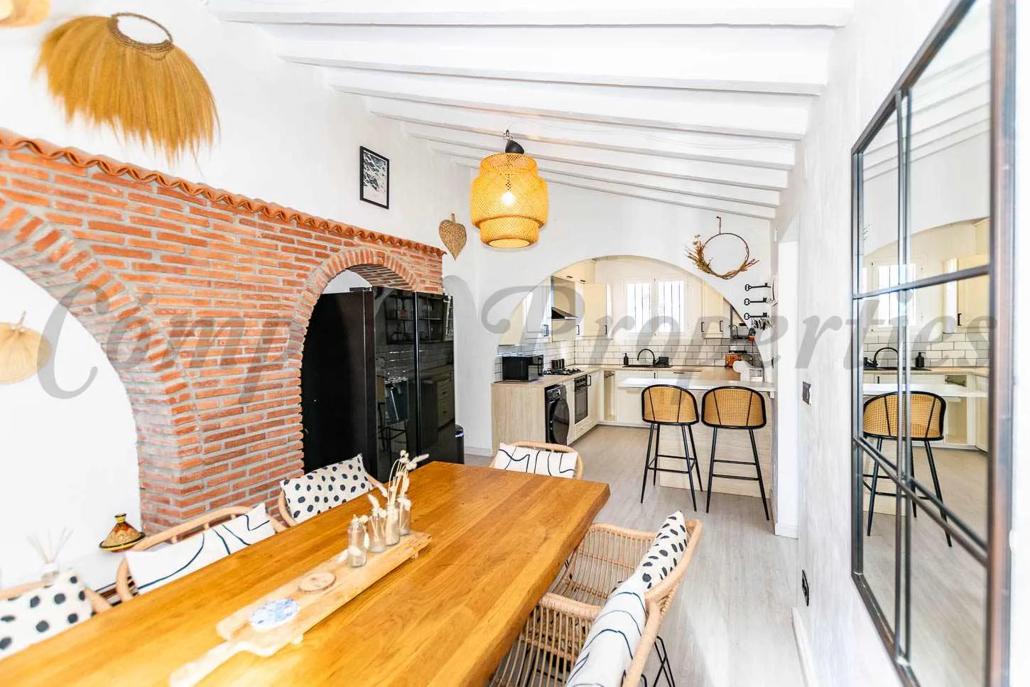 Andalusian Country House with Pool and Gardens in Cómpeta - View image 10 of 17