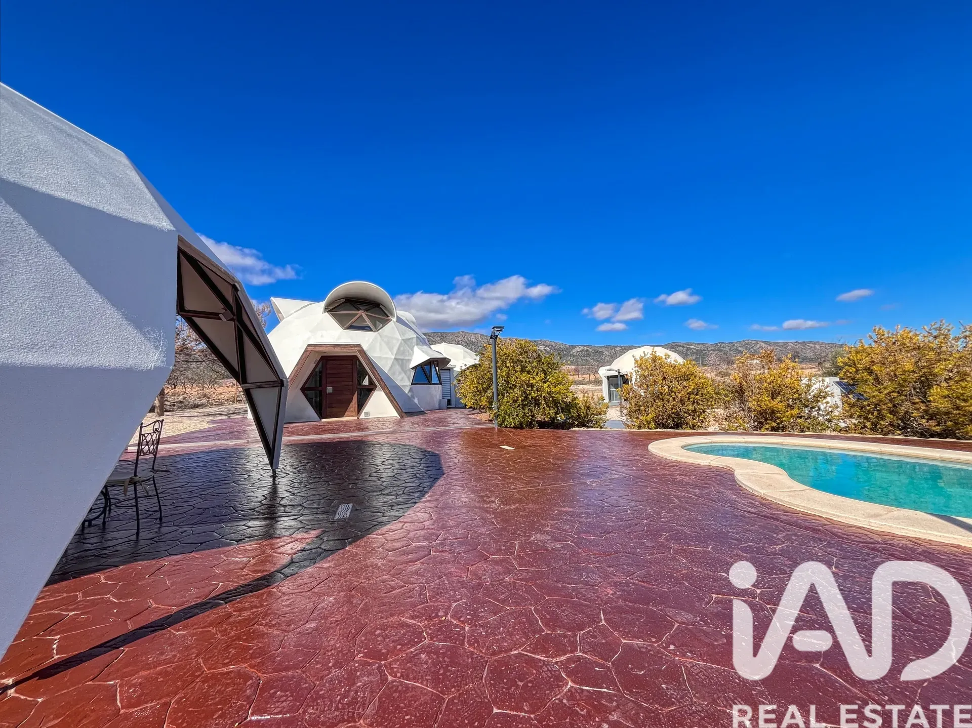 Sustainable 3-Bedroom House with Pool and Expansive Garden in Pinoso - View image 7 of 35