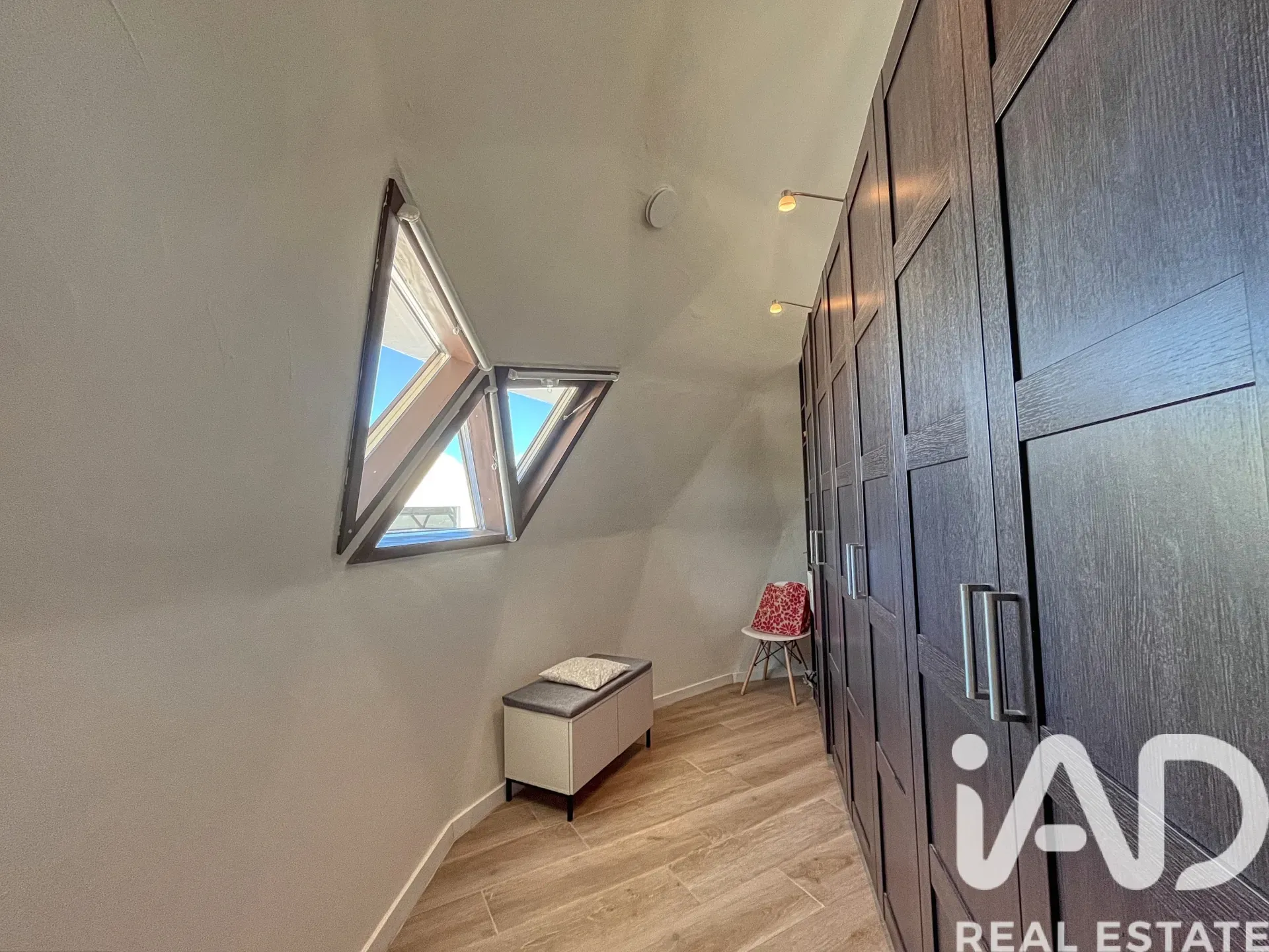 Sustainable 3-Bedroom House with Pool and Expansive Garden in Pinoso - View image 18 of 35