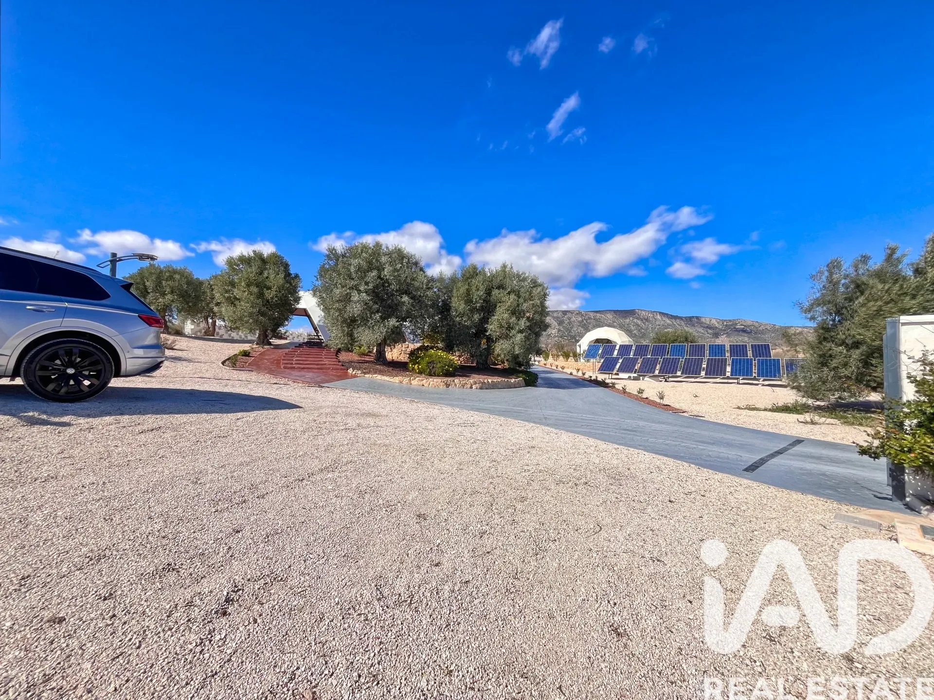 Sustainable 3-Bedroom House with Pool and Expansive Garden in Pinoso - View image 31 of 35