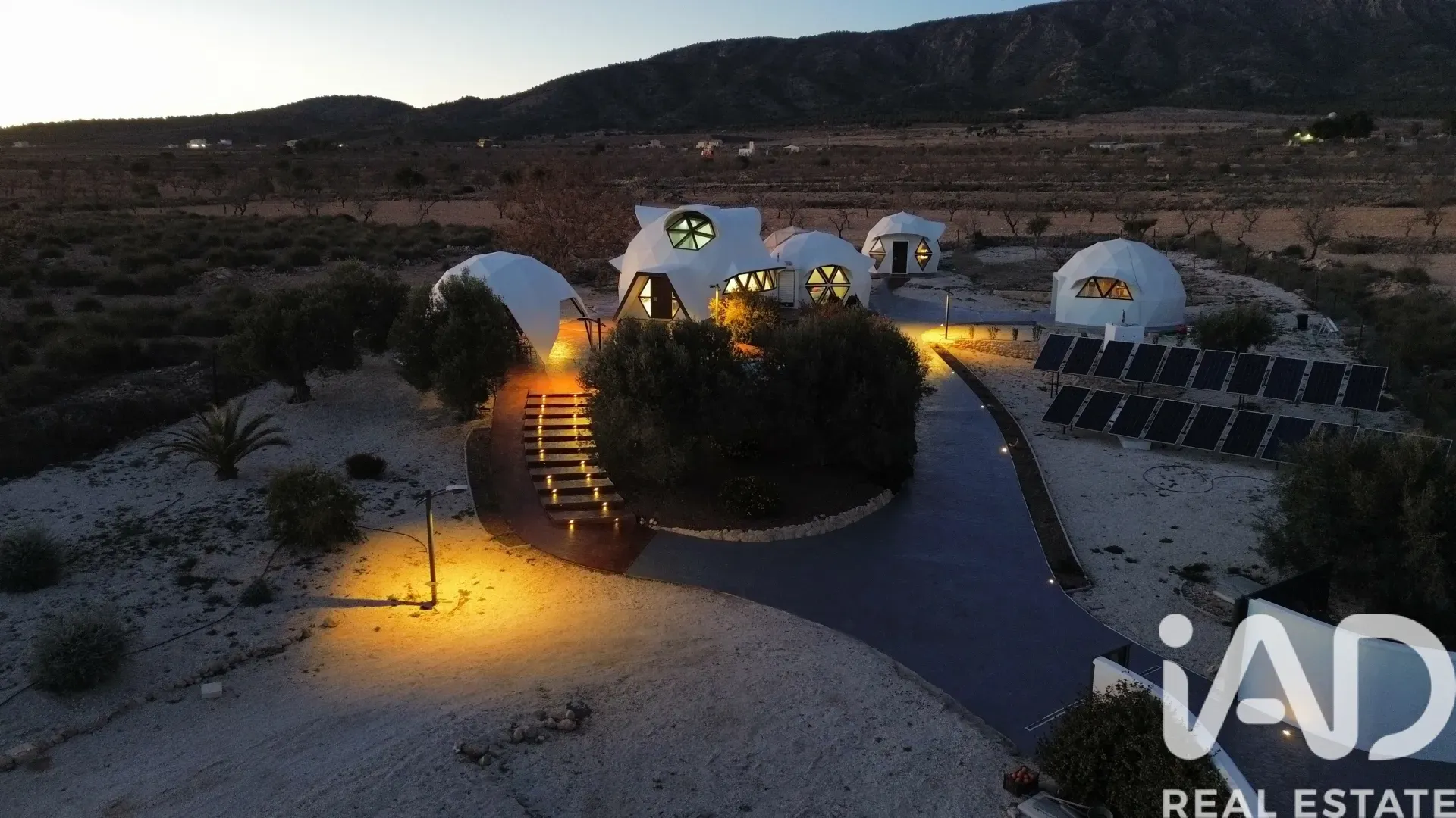 Sustainable 3-Bedroom House with Pool and Expansive Garden in Pinoso - View image 33 of 35