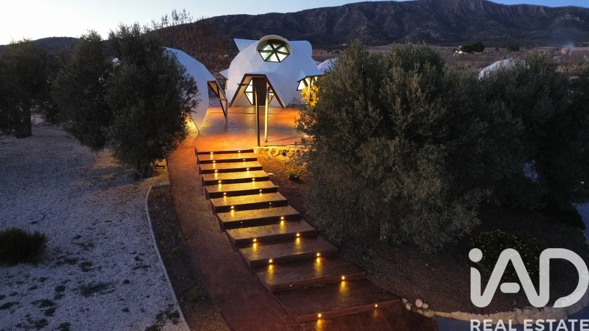 Sustainable 3-Bedroom House with Pool and Expansive Garden in Pinoso - View image 34 of 35