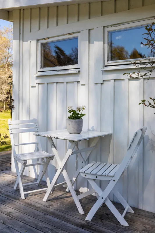 1960s Swedish Retreat: 3-Bedroom Home with Expansive Garden Near Stockholm - View image 11 of 31