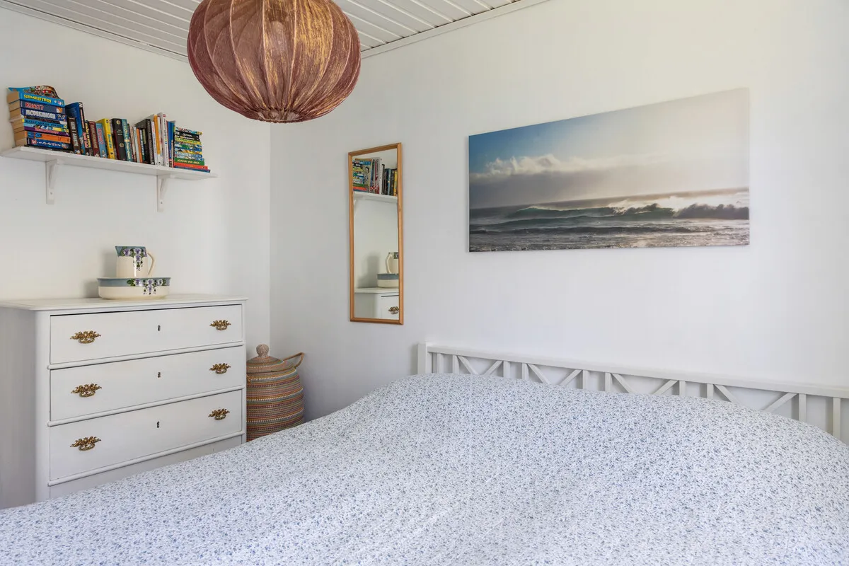 1960s Swedish Retreat: 3-Bedroom Home with Expansive Garden Near Stockholm - View image 18 of 31