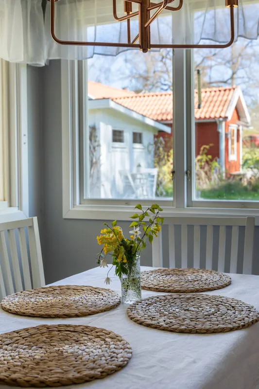1960s Swedish Retreat: 3-Bedroom Home with Expansive Garden Near Stockholm - View image 22 of 31