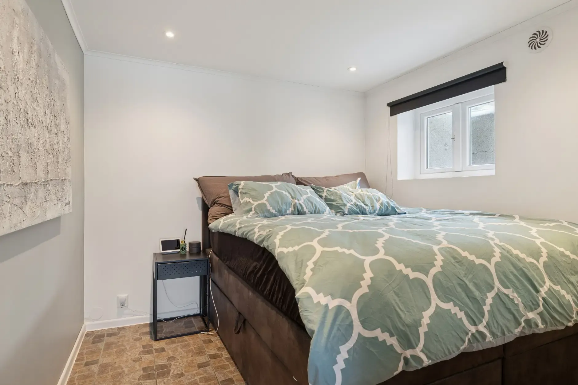 Spacious 1960s House in Heistad with Garden and Dual Kitchens - View image 29 of 35