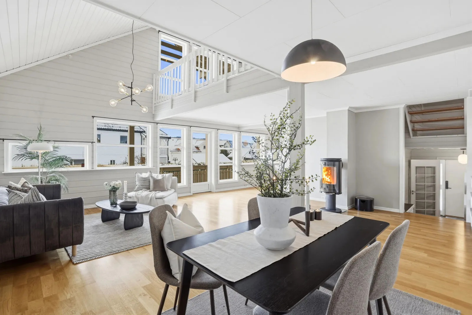 Architect-Designed 4-Bedroom House with Double Garage in Skien, Norway - Image 2