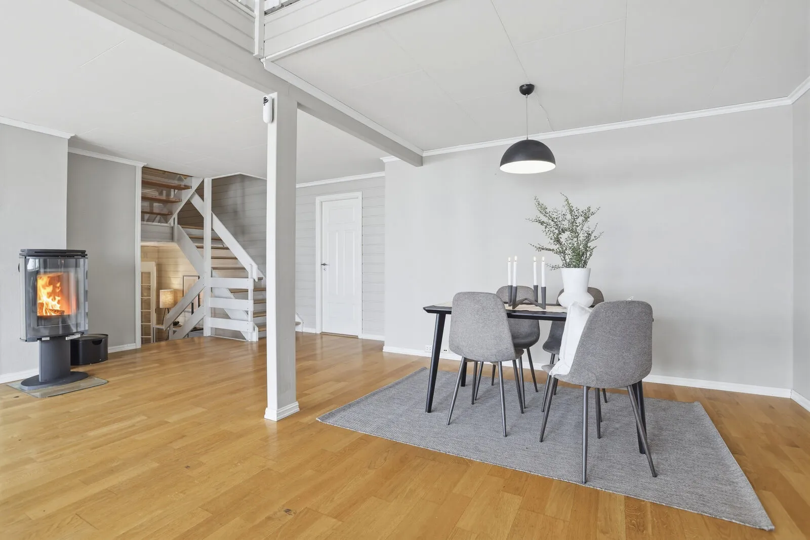 Architect-Designed 4-Bedroom House with Double Garage in Skien, Norway - View image 10 of 38