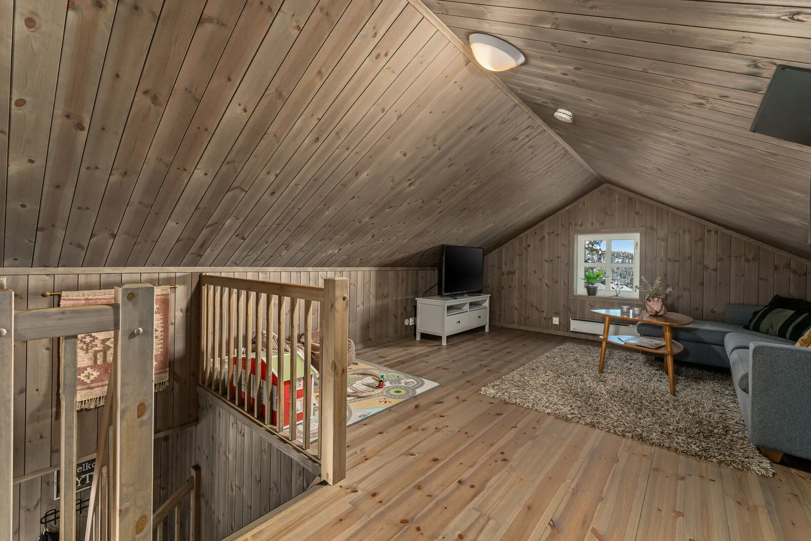 Modern 2-Bedroom Ski-in/Ski-out Cabin with Terrace in Norway - View image 21 of 33