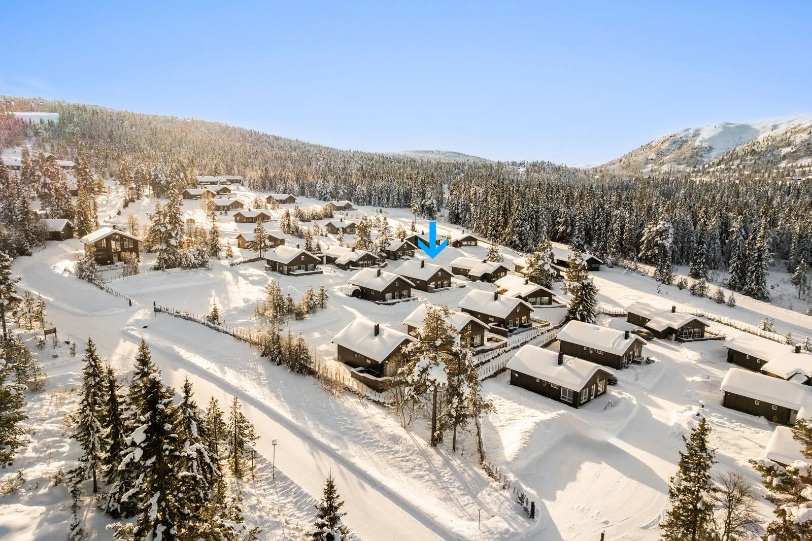 Modern 2-Bedroom Ski-in/Ski-out Cabin with Terrace in Norway - View image 33 of 33