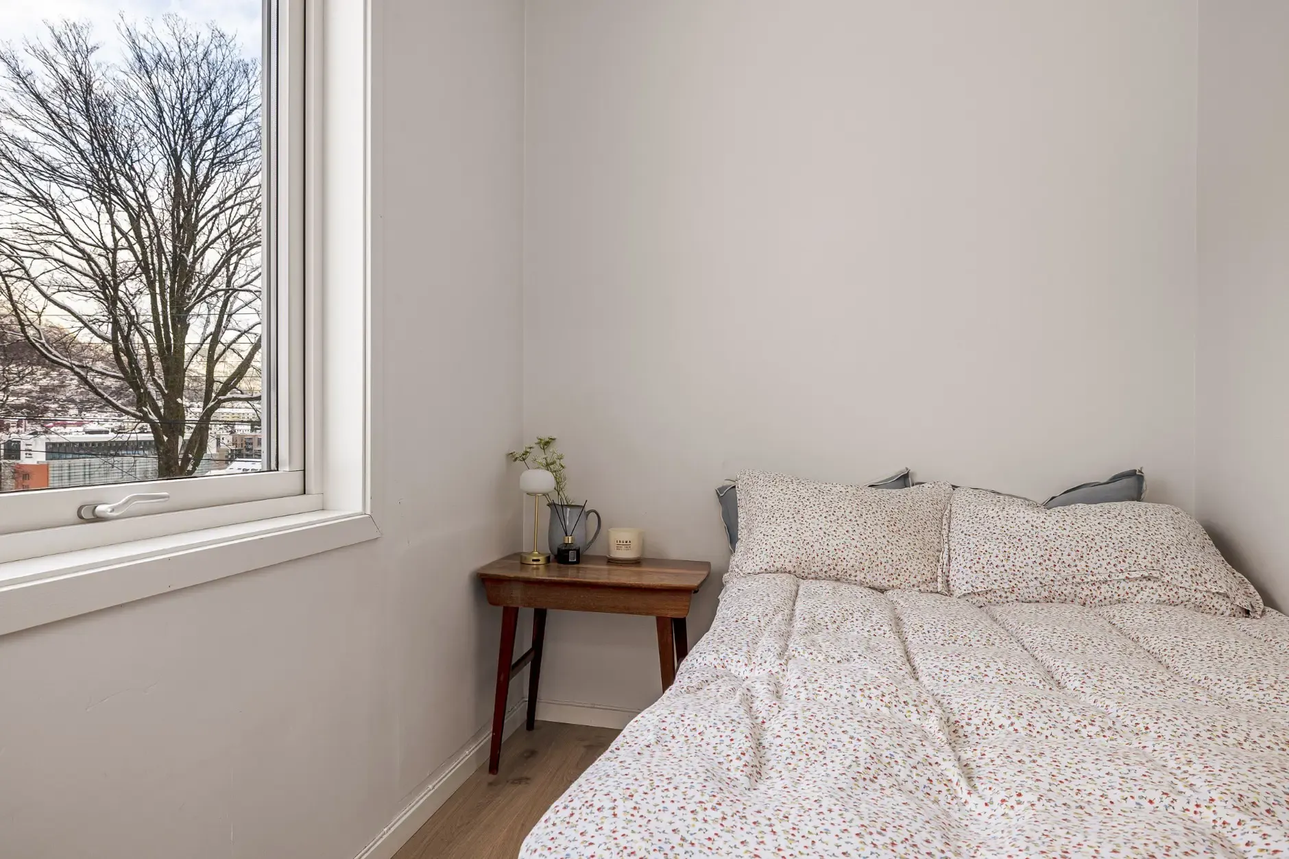 1929 Bergen Townhouse with Rental Income and Sunlit Balconies - View image 29 of 51