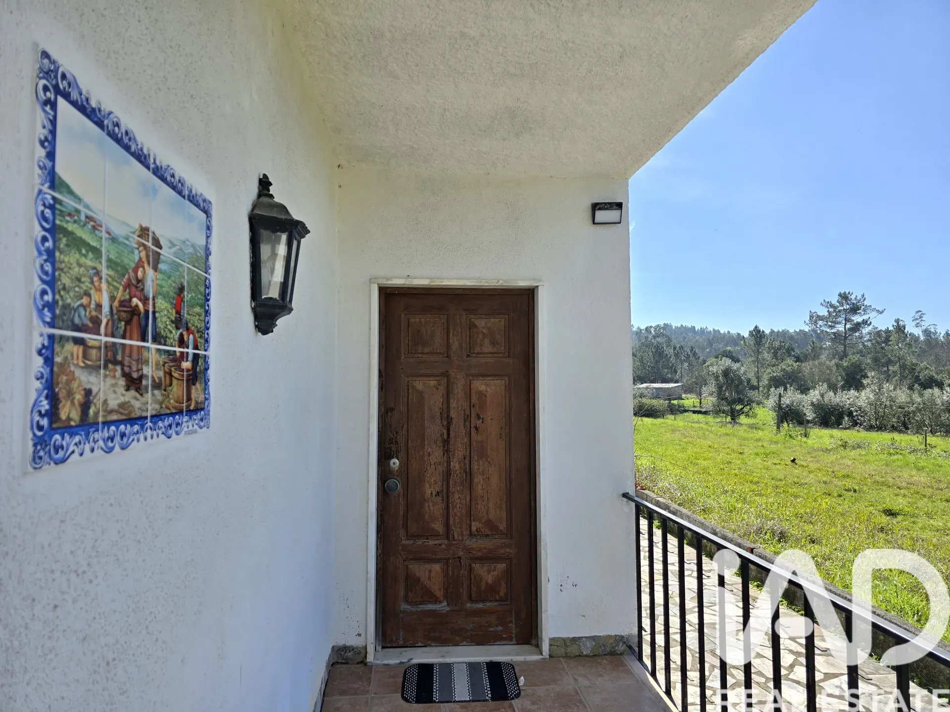 1980s Two-Bedroom Home with Expansive Garden in São Miguel de Poiares - View image 11 of 40