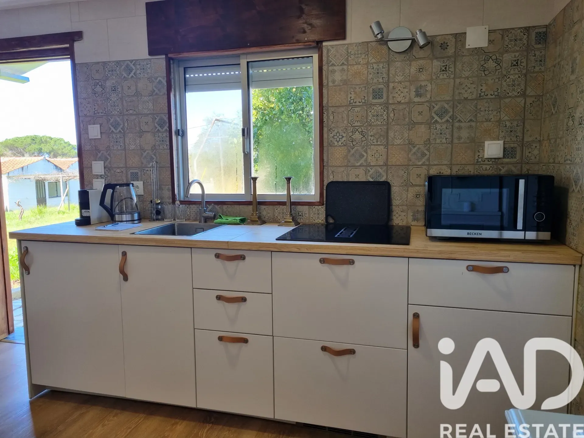 1980s Two-Bedroom Home with Expansive Garden in São Miguel de Poiares - View image 34 of 40