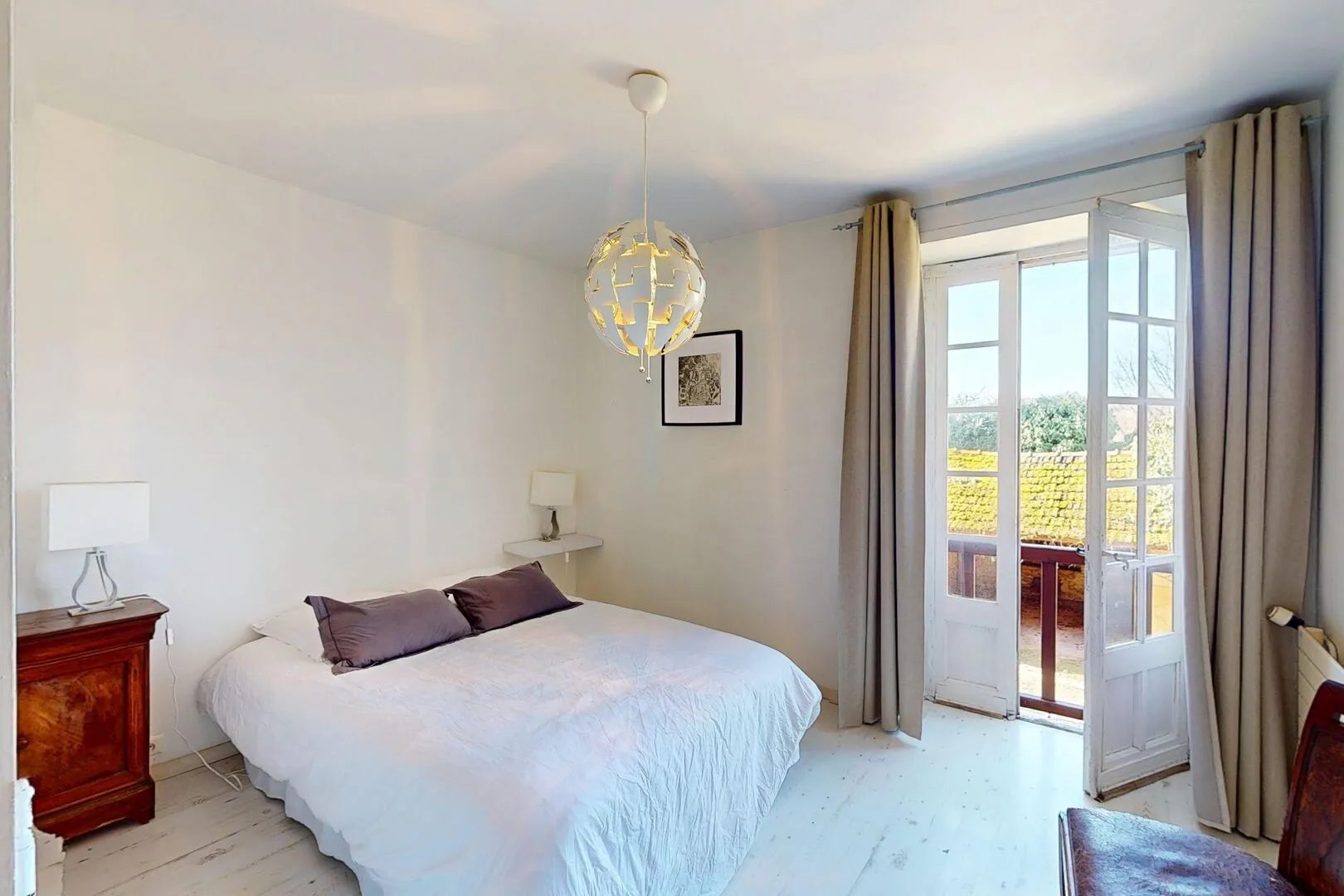 Family Retreat with Pool and Expansive Garden in Sarlat, France - View image 14 of 39