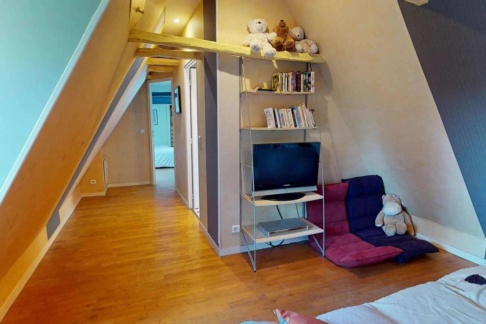 Family Retreat with Pool and Expansive Garden in Sarlat, France - View image 27 of 39