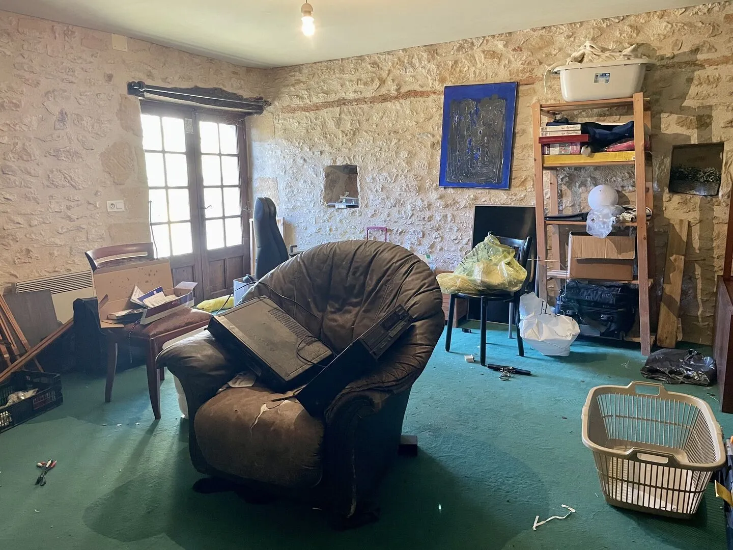 Family Retreat with Pool and Expansive Garden in Sarlat, France - View image 36 of 39